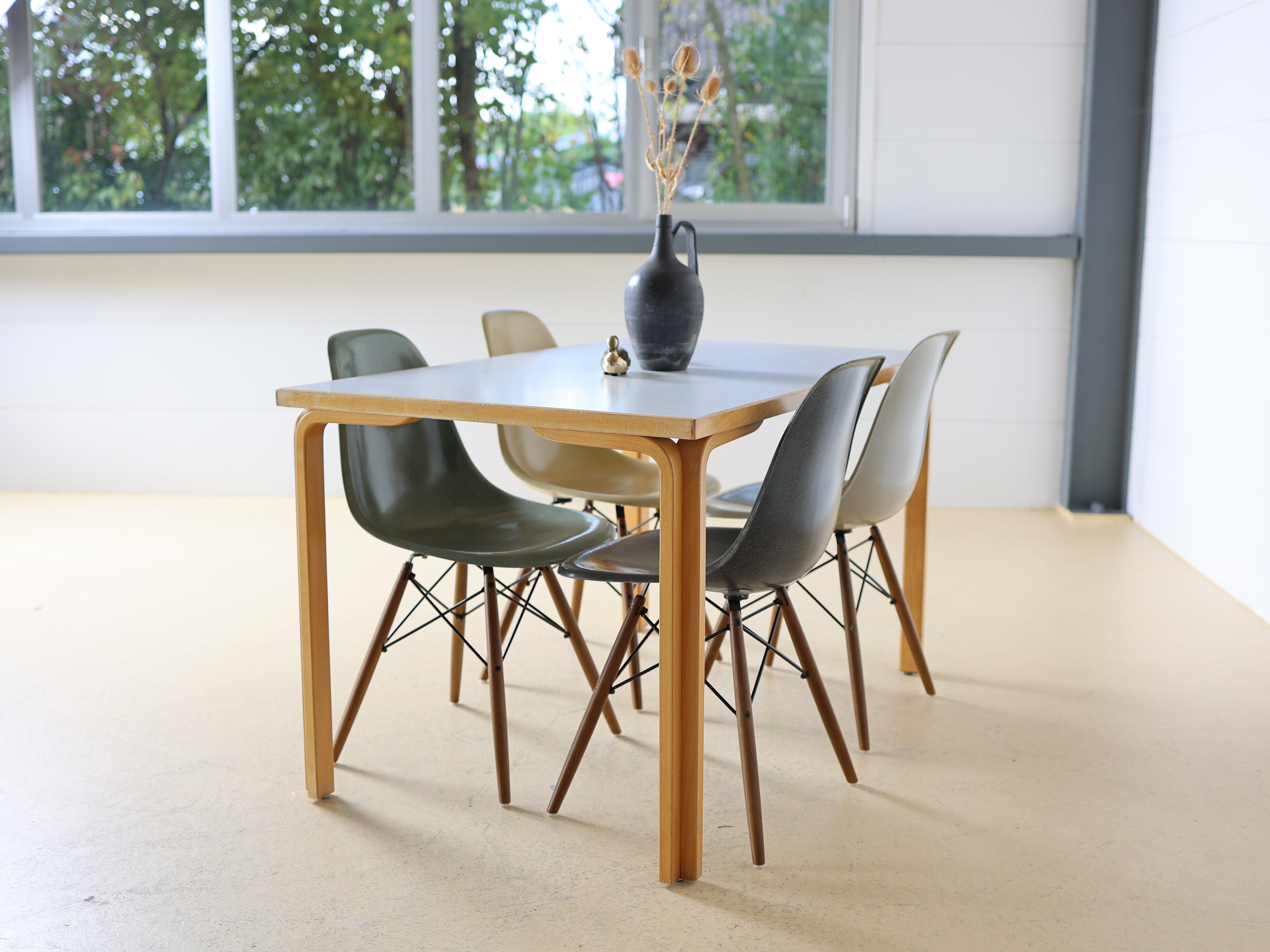 25 Schöne Vintage Tische - Alvar Aalto Style