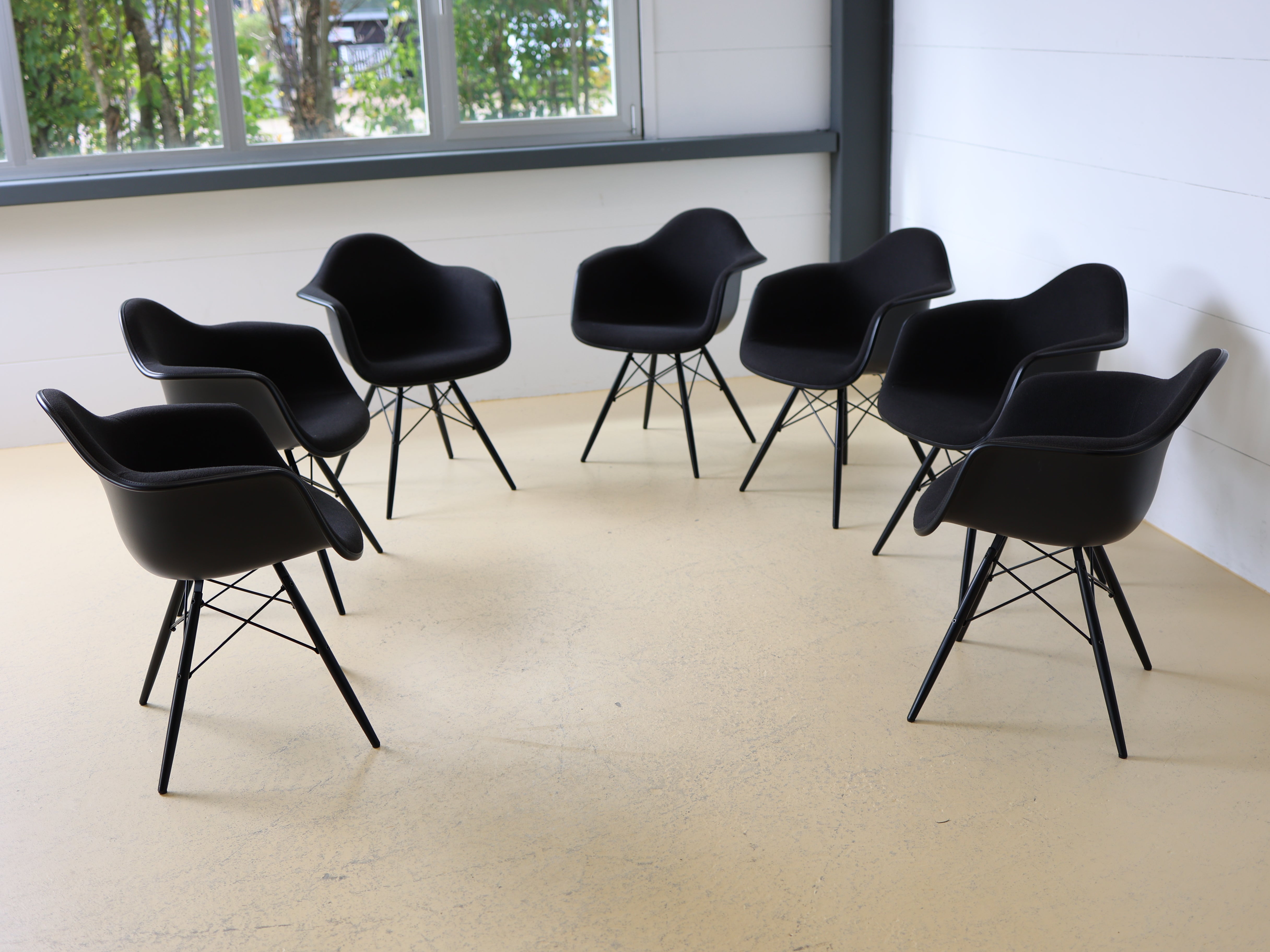 Vitra Armchairs von Eames, DAW