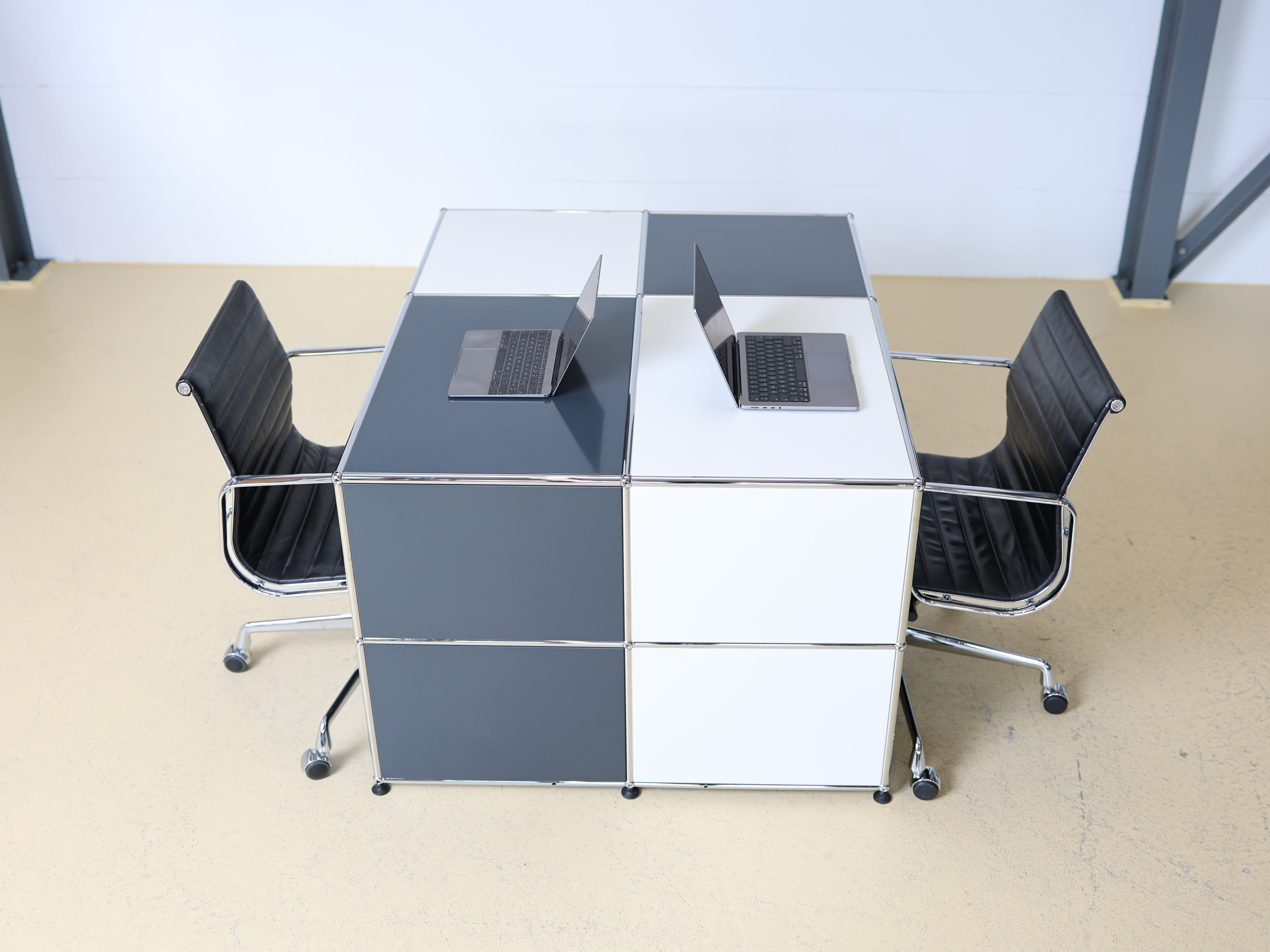 USM Haller Schreibtisch