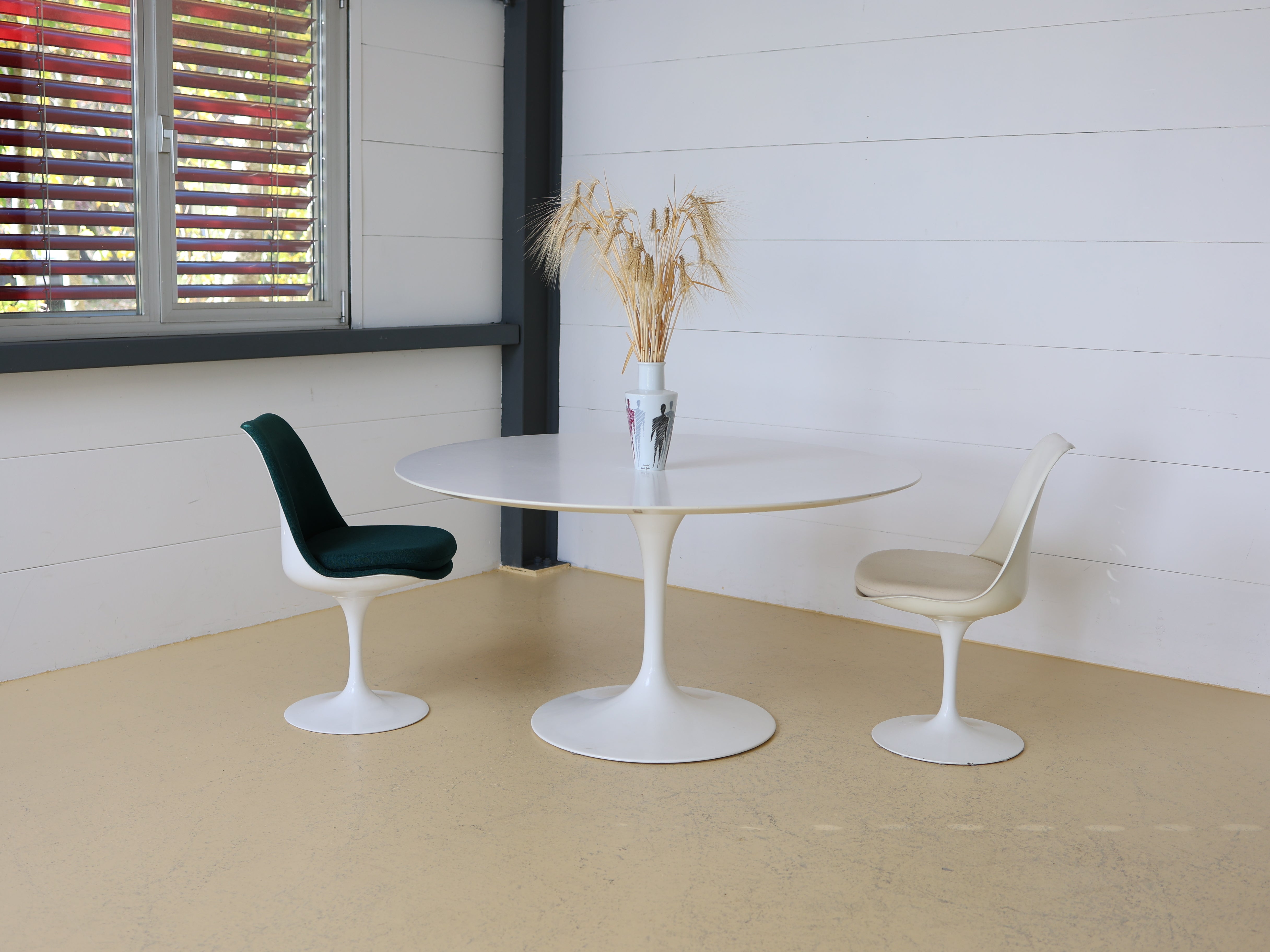 Eero Saarinen Tisch, Knoll