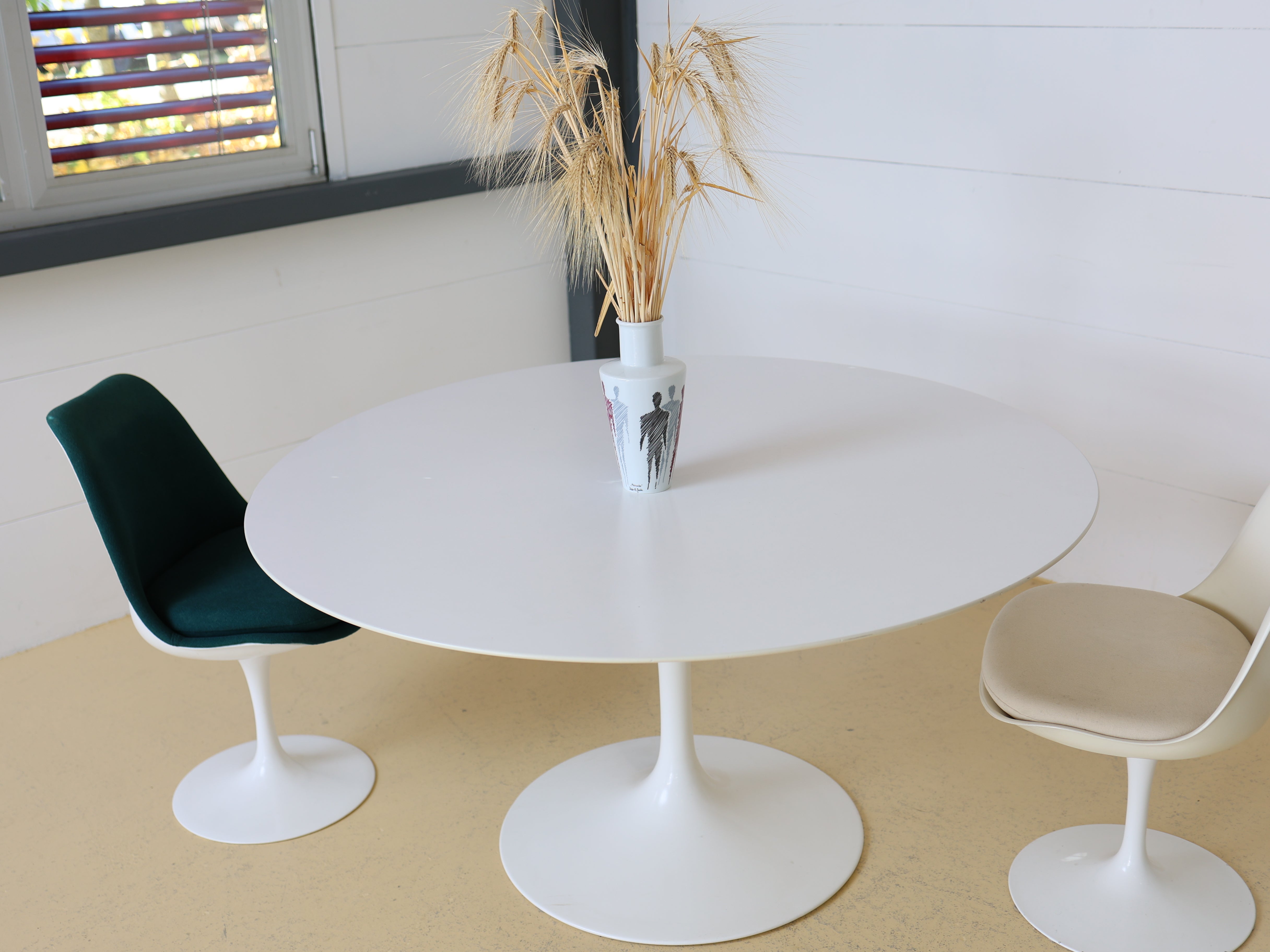 Eero Saarinen Tisch, Knoll