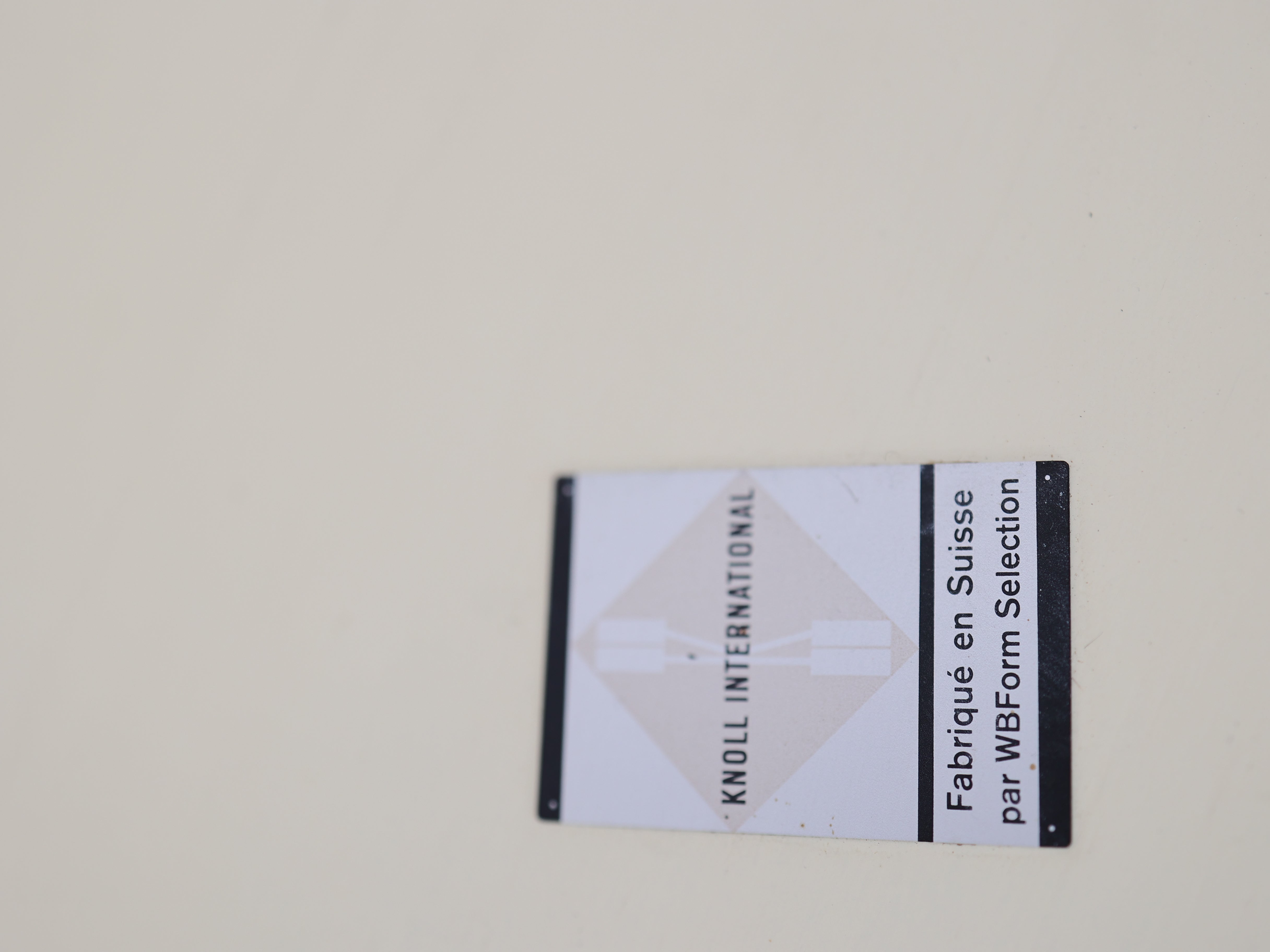 Eero Saarinen Tisch, Knoll