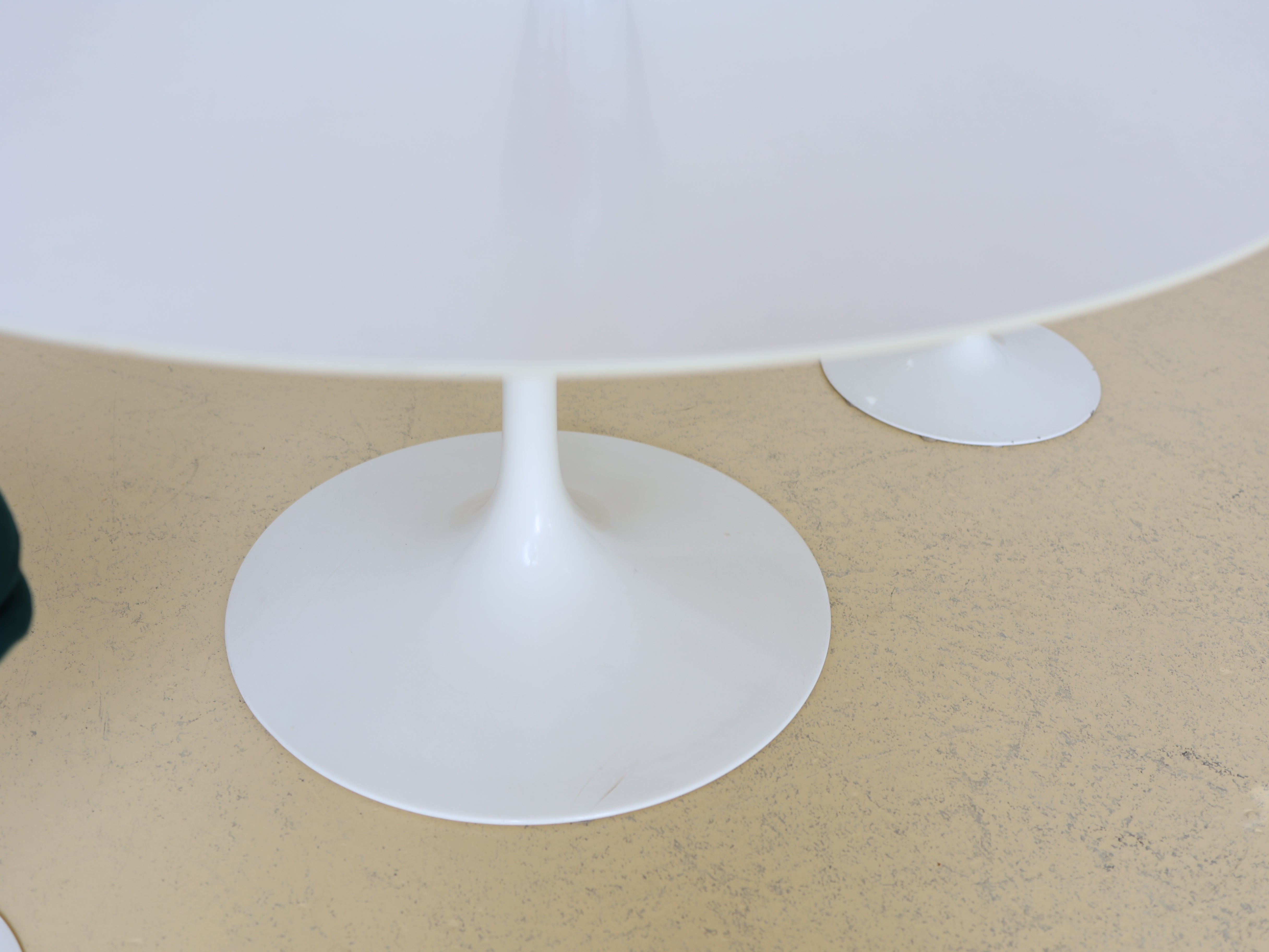 Eero Saarinen Tisch, Knoll