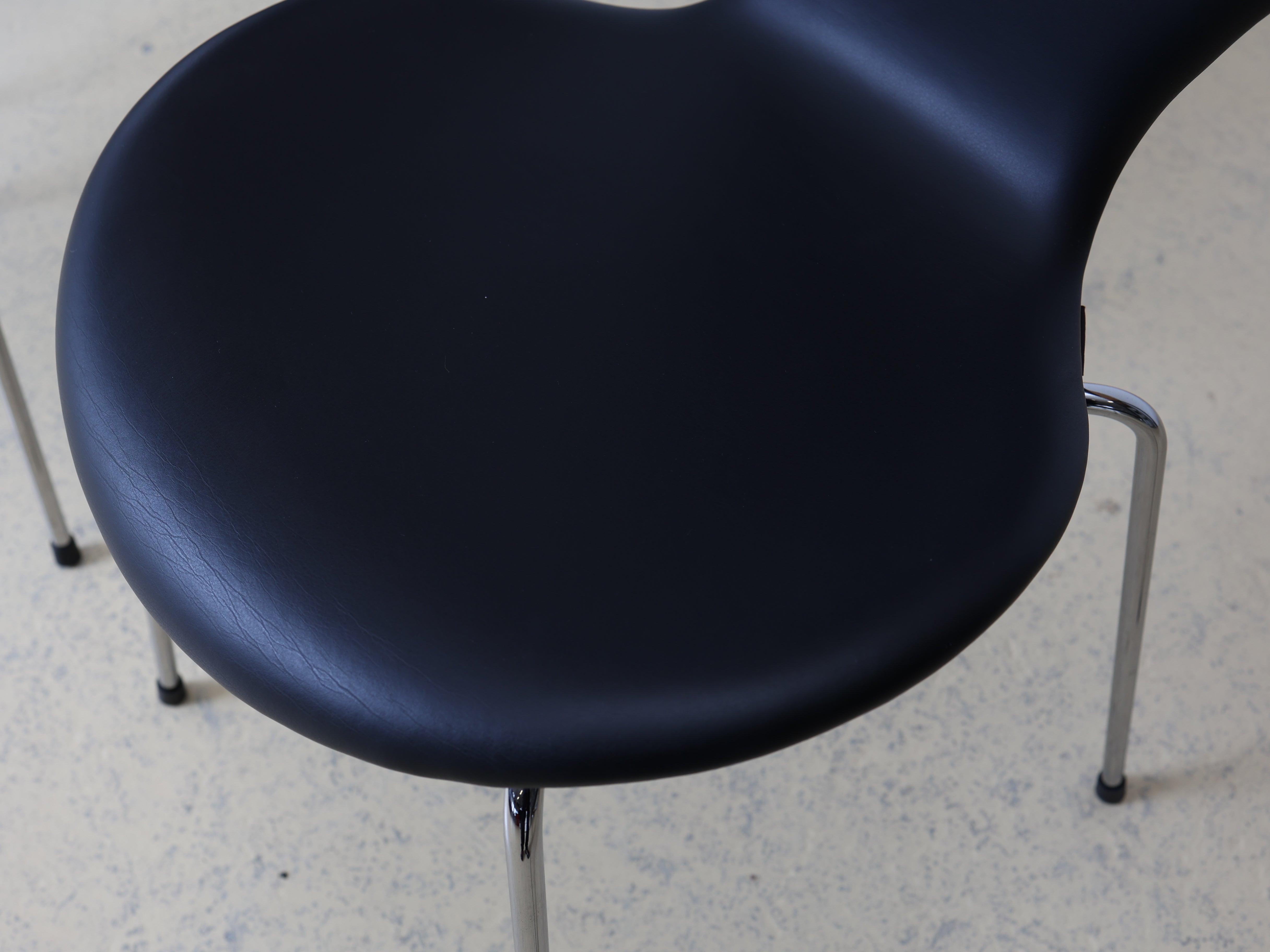 Arne Jacobsen Stühle Serie 7, Fritz Hansen