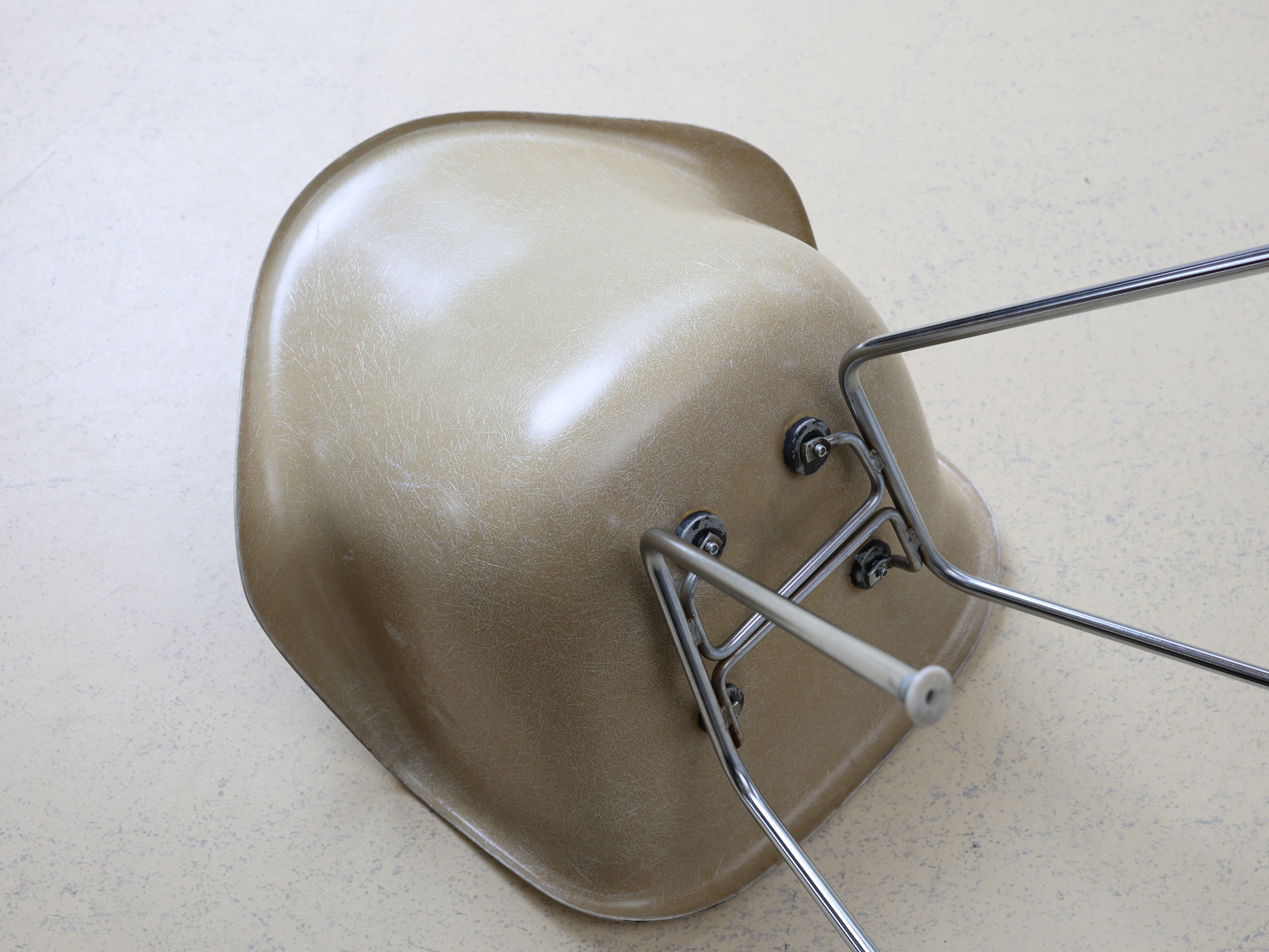 Eames Fiberglas Armchair, Hermann Miller