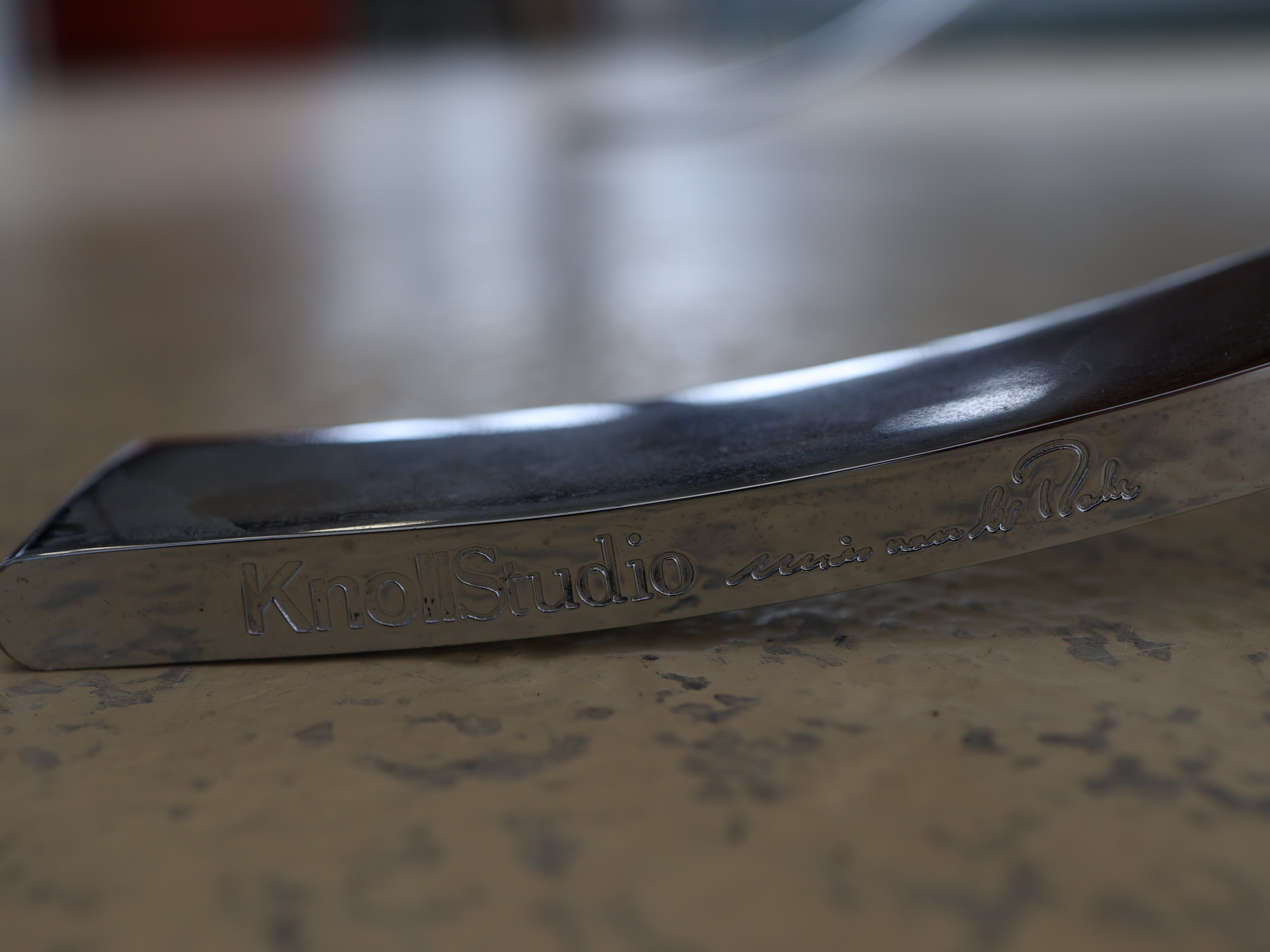 1 Barcelona Chairs & 1 Ottomann, Original Knoll