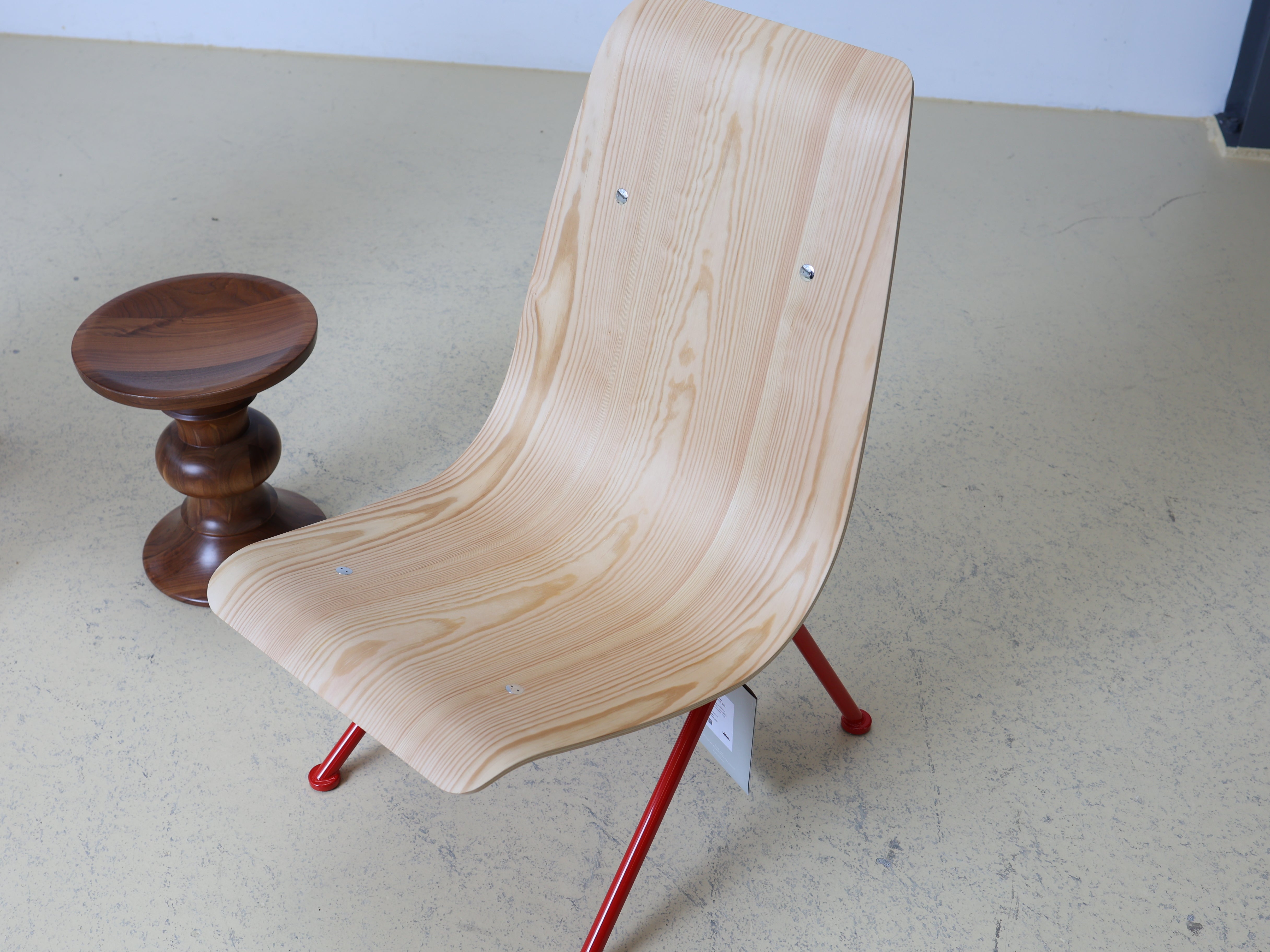 Antony Sessel von Jean Prouvé VITRA