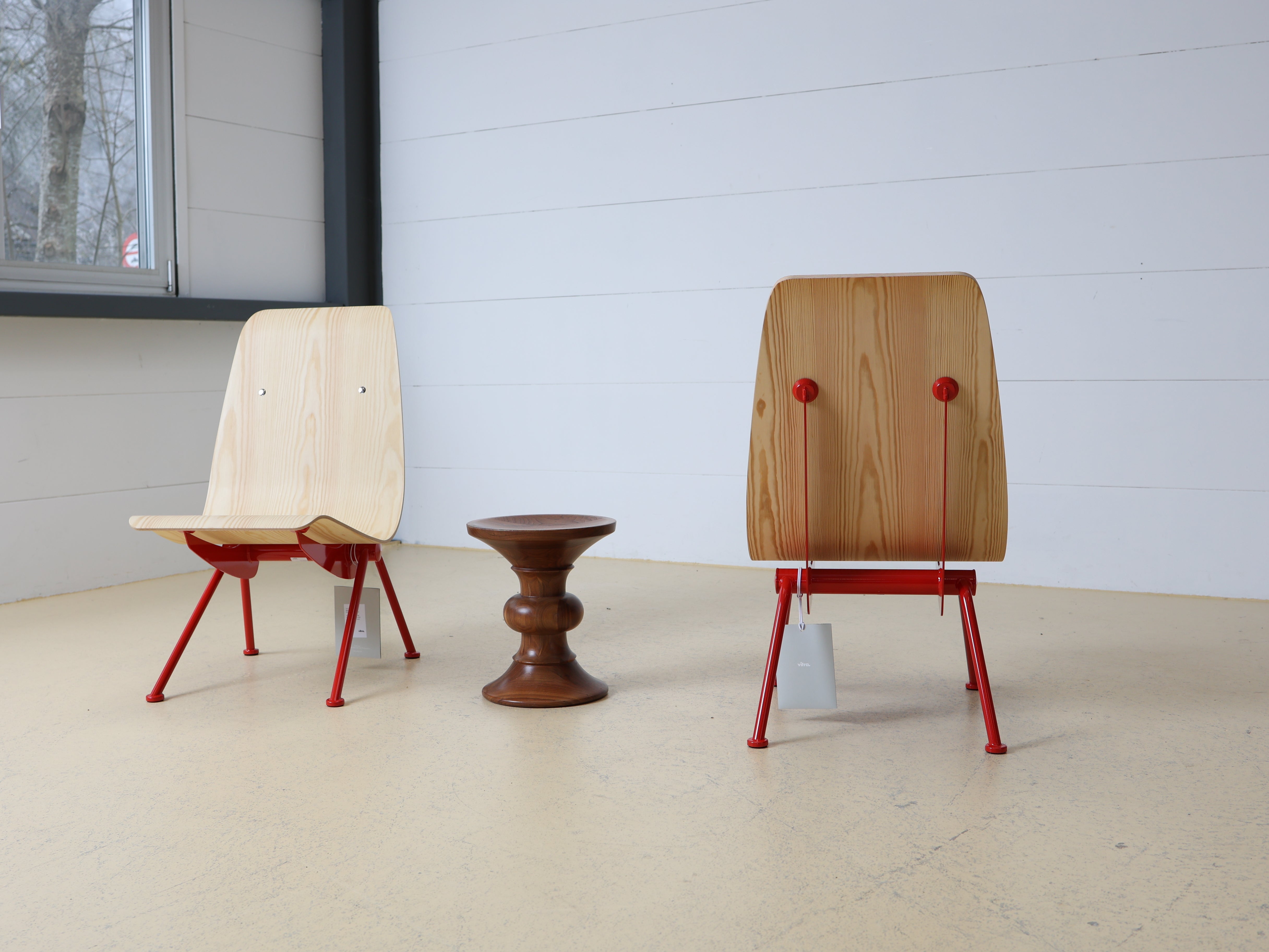 Antony Sessel von Jean Prouvé VITRA