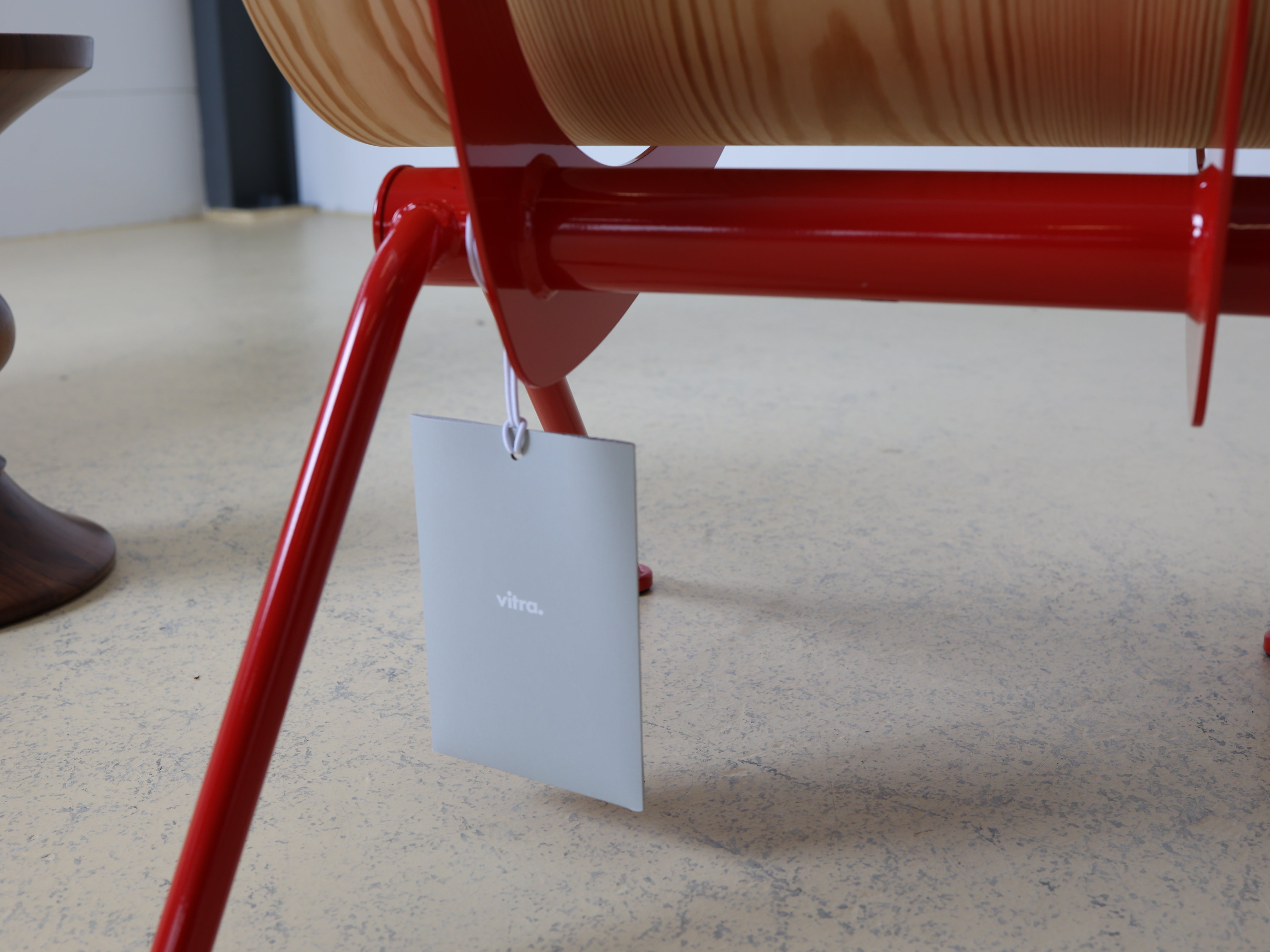 Antony Sessel von Jean Prouvé VITRA