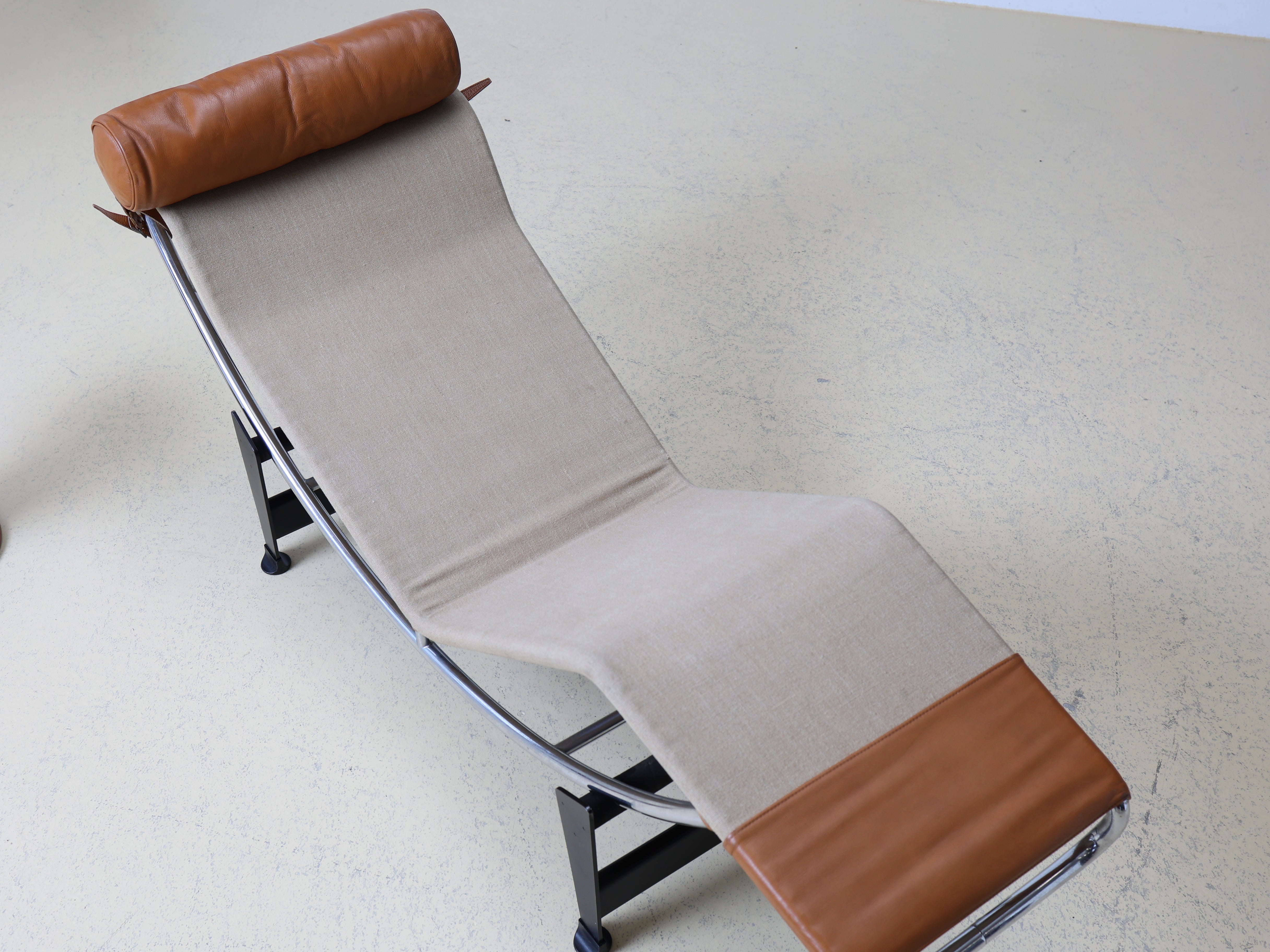 Le Corbusier Liege LC4 von Cassina