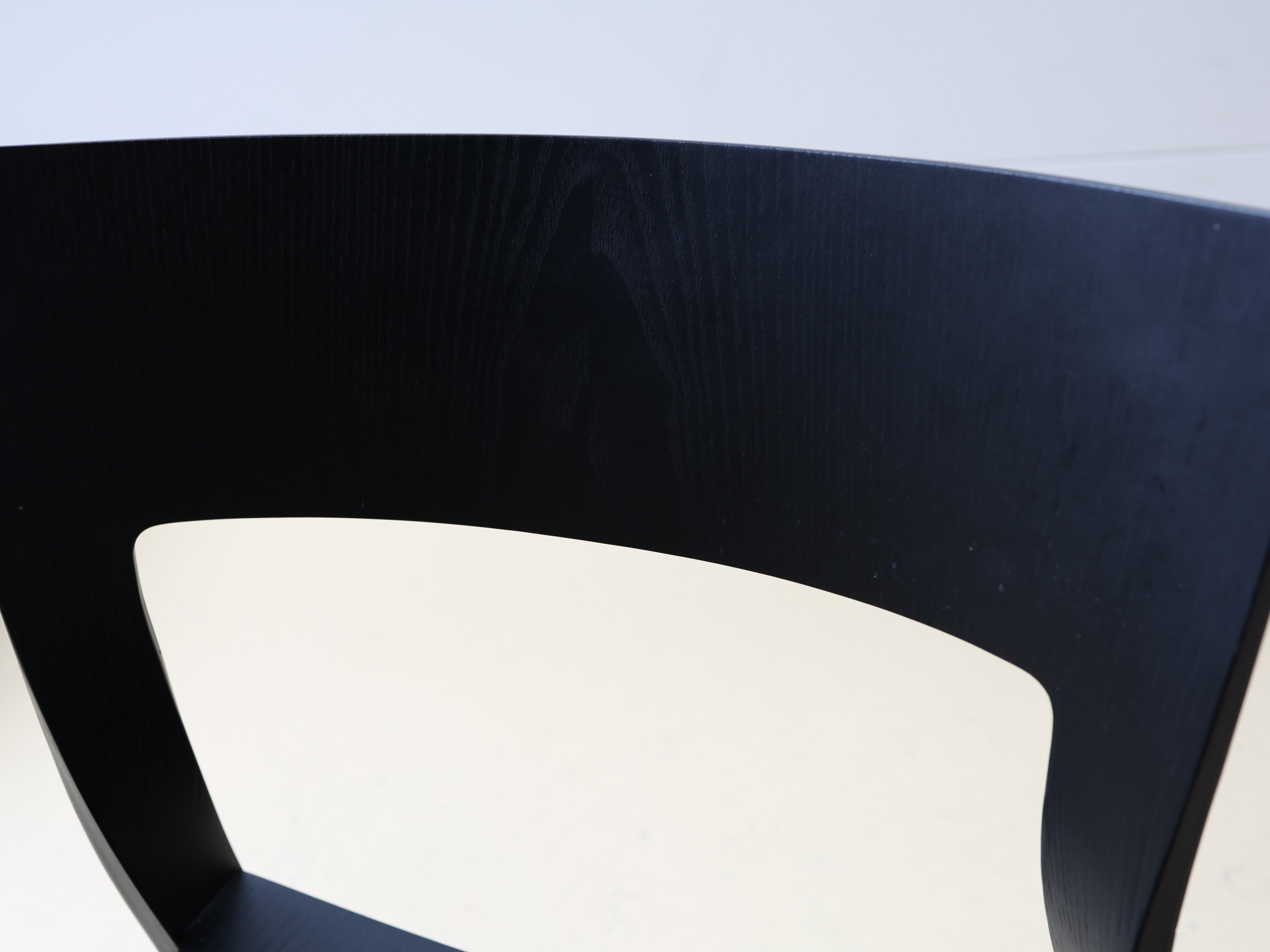 TORSIO Stühle von Röthlisberger, Hanspeter Steiger