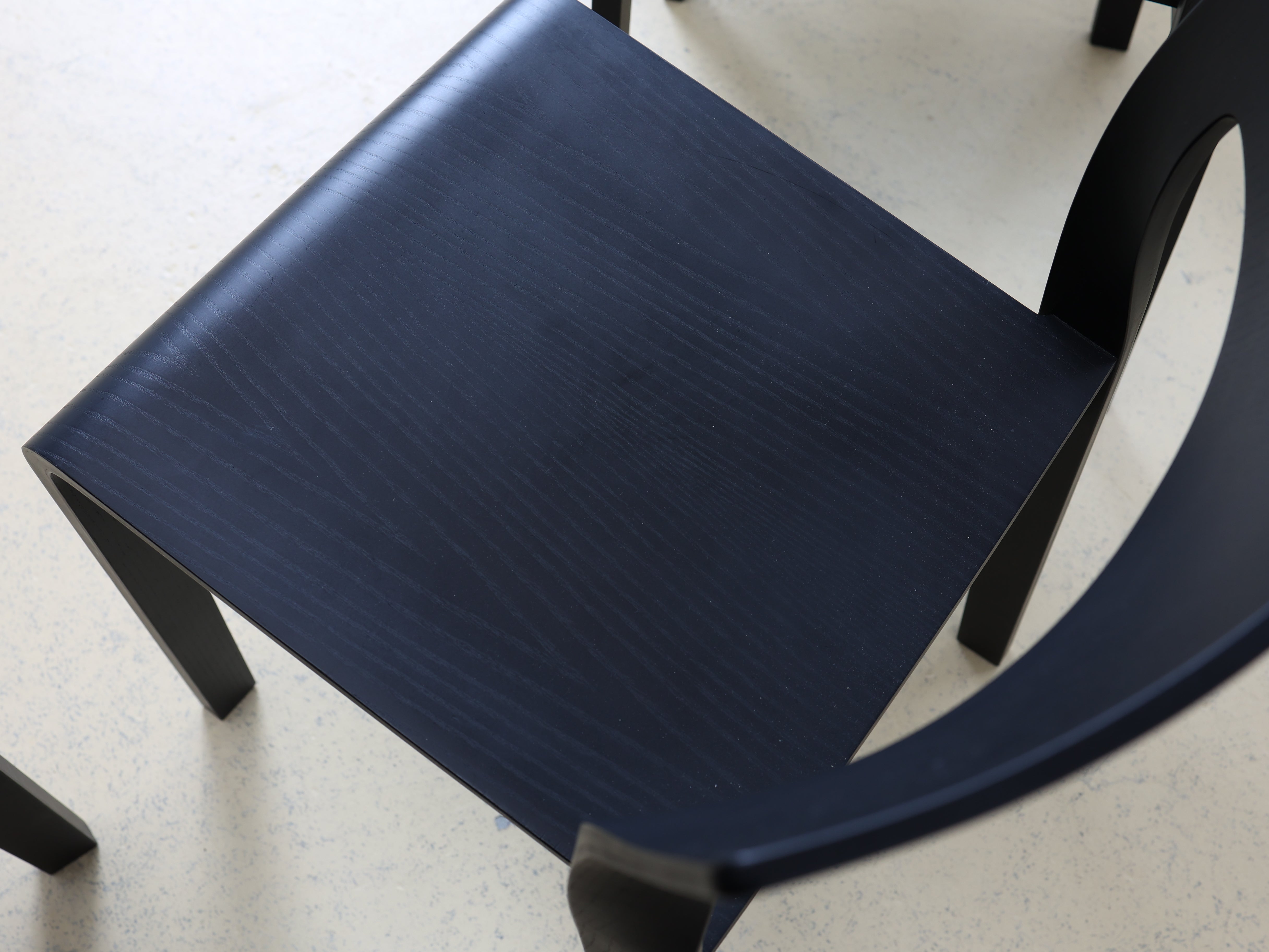 TORSIO Stühle von Röthlisberger, Hanspeter Steiger