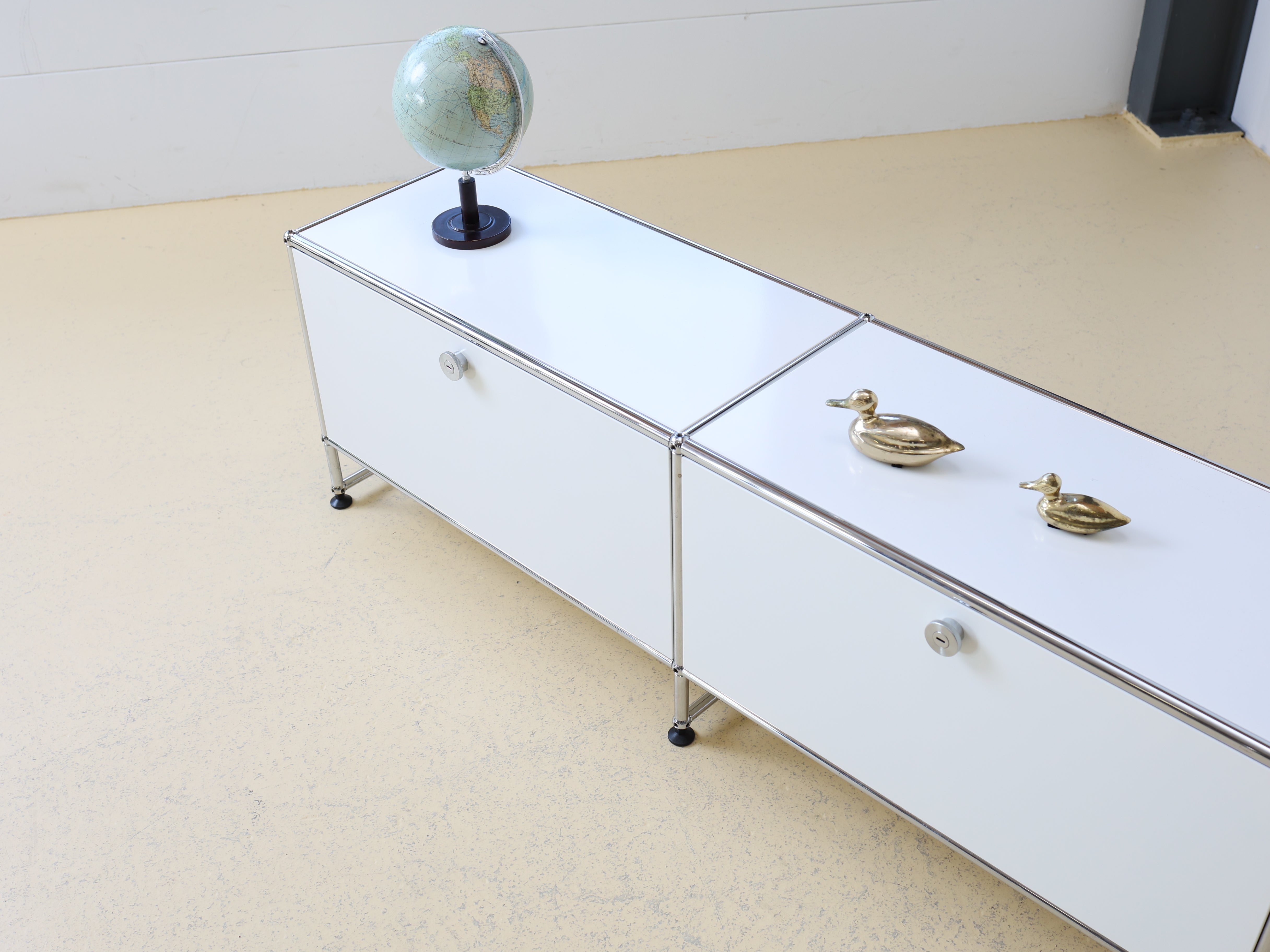 USM Haller Lowboard Reinweiss 7