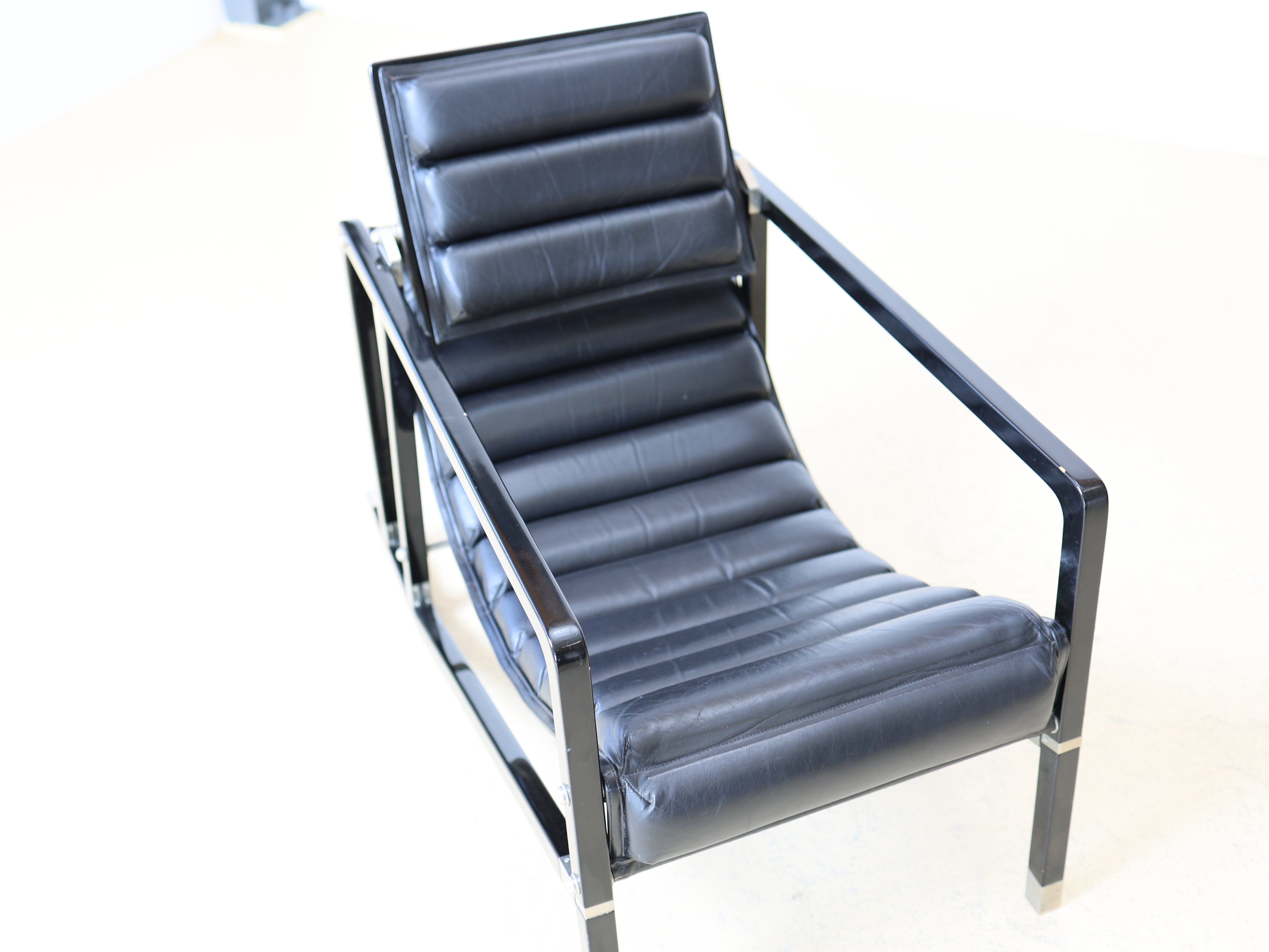 Transat Sessel von Eileen Gray für Ecart International Grau 3