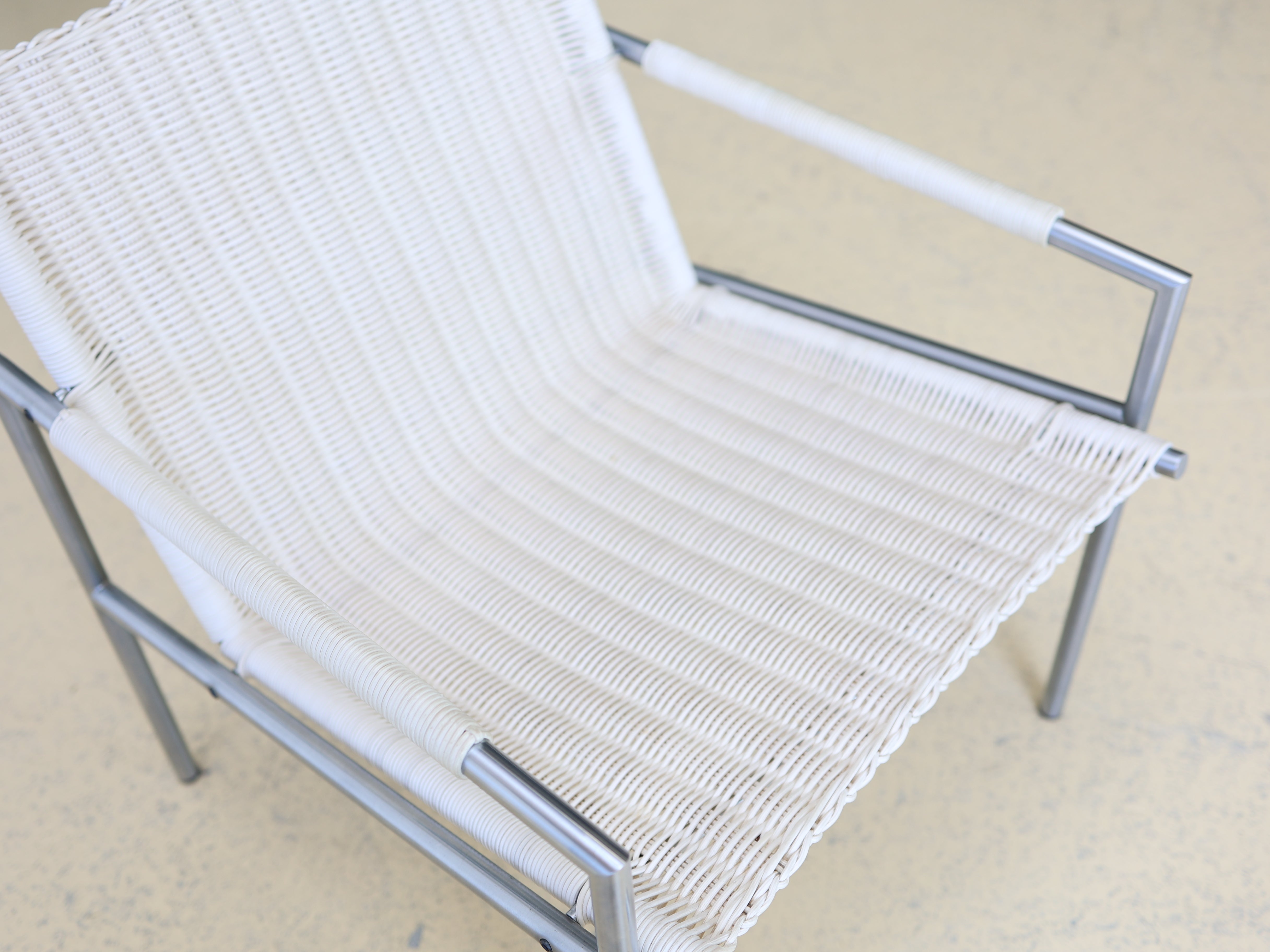 Martin Visser Sessel SZ01 von Spectrum Rattan Weiss 5