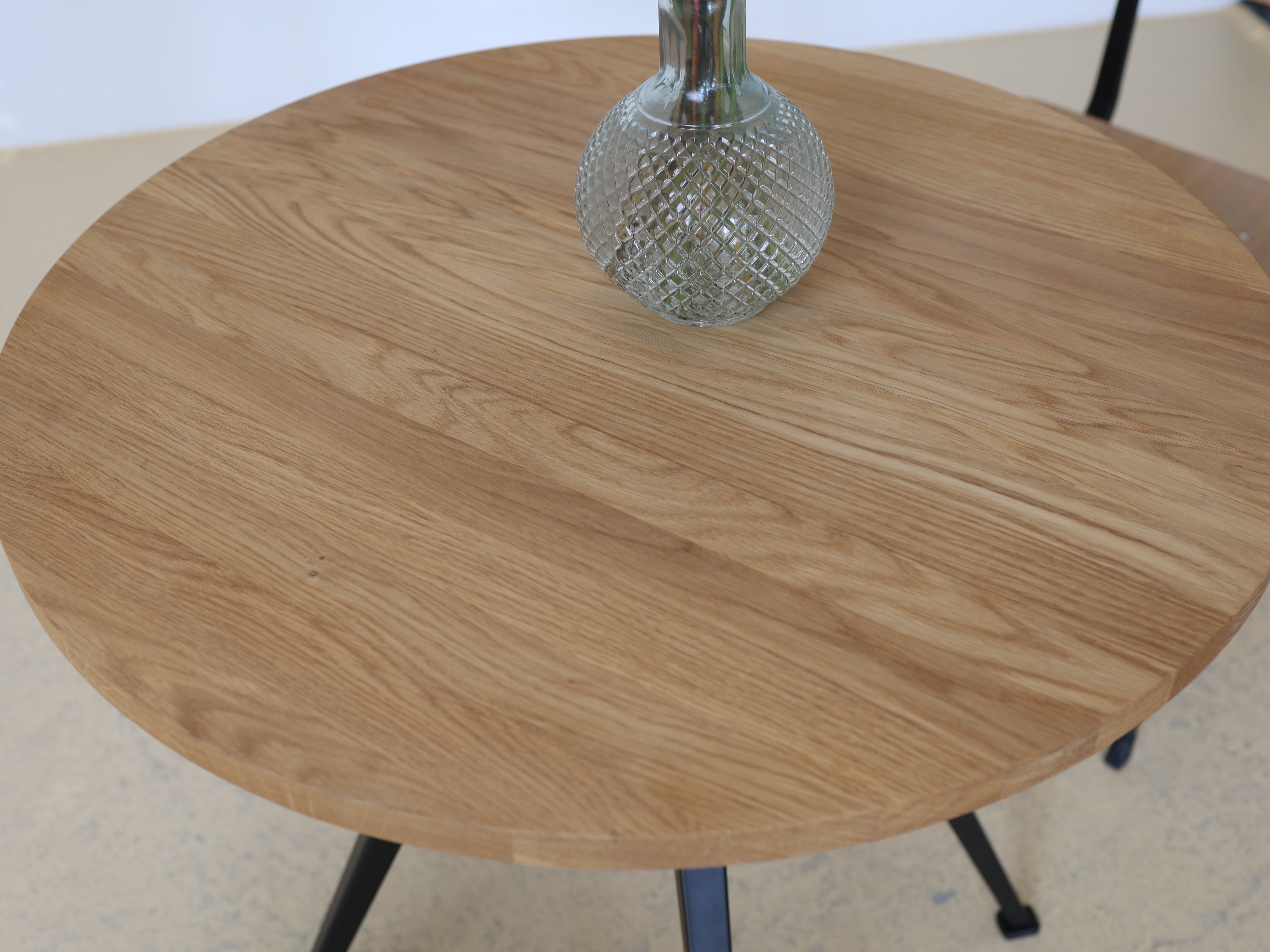 SET: Pyramid HAY Tisch & Result Stühle