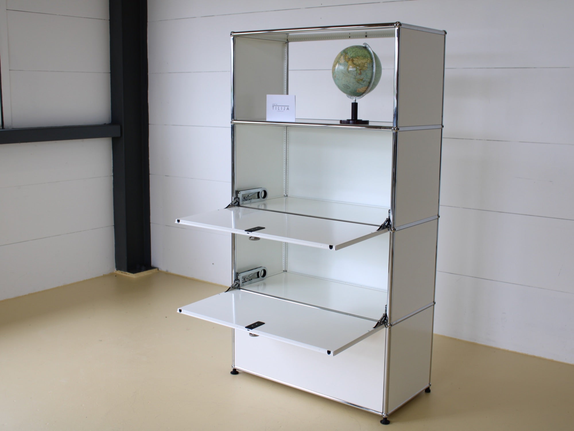 USM Highboard in Reinweiss