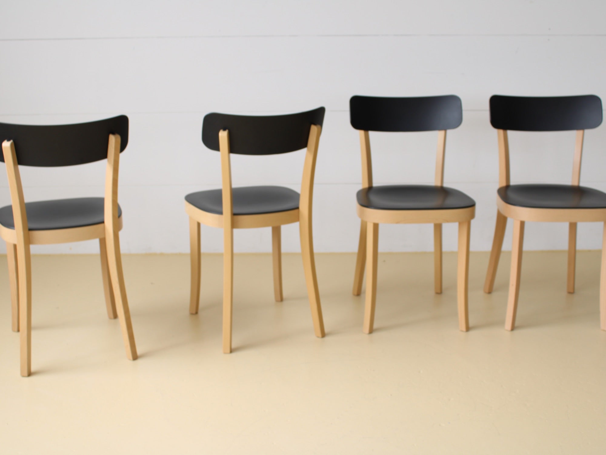 Vitra Basel Stühle von Jasper Morrison