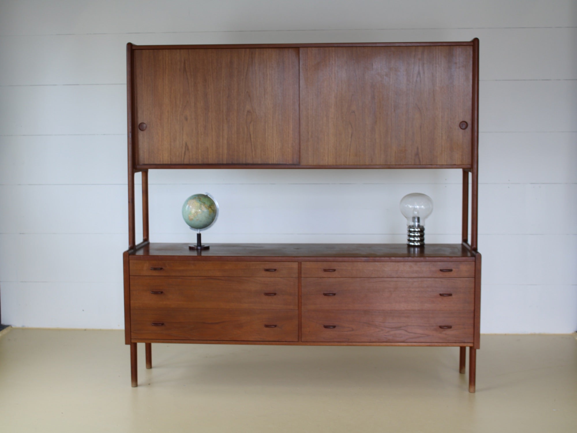 Sideboard von Hans Wegner, Buffet, Danish Design