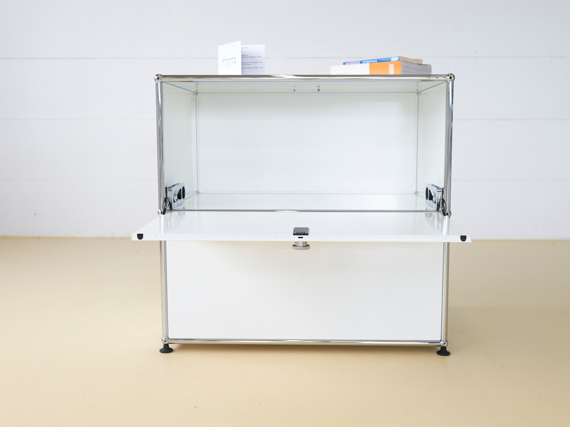 USM Haller Sideboard in Reinweiss