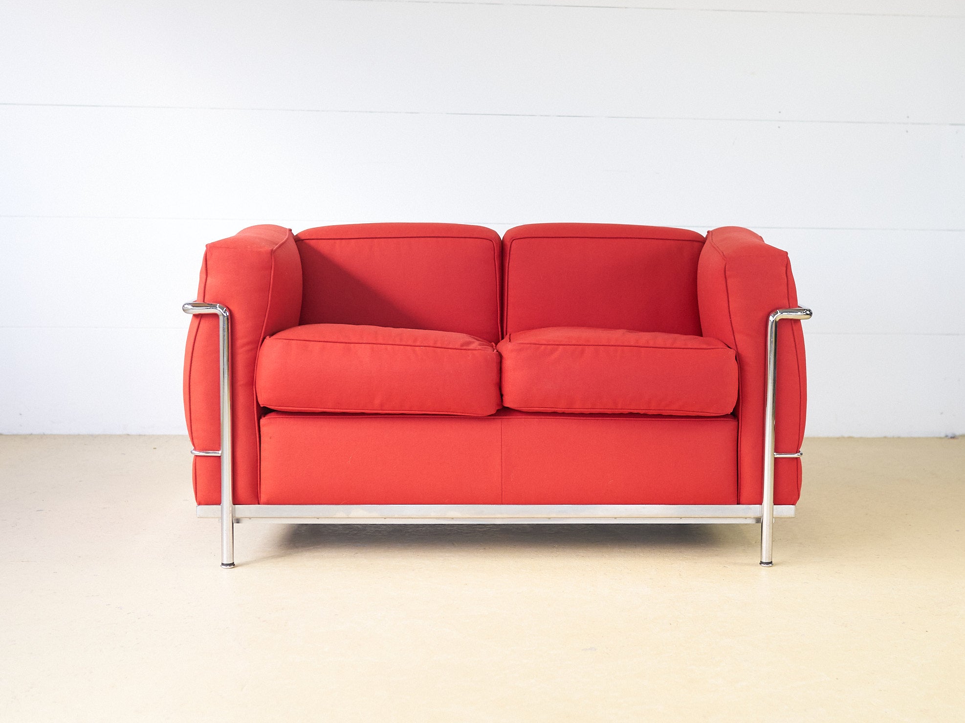 Le Corbusier LC2 Sofa von Cassina