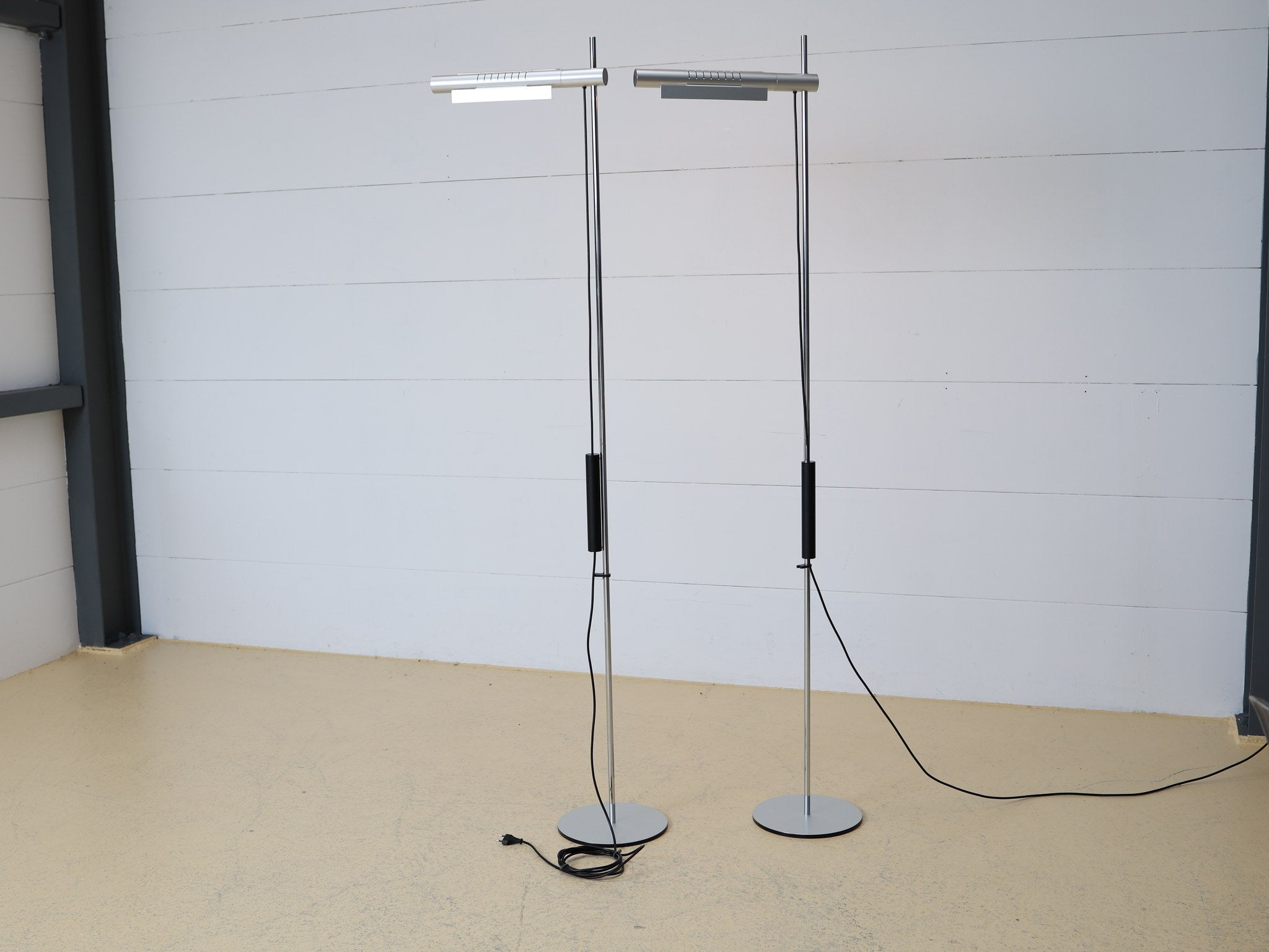 Baltensweiler HALO LED S Stehleuchten Paar Designklassiker Schweiz