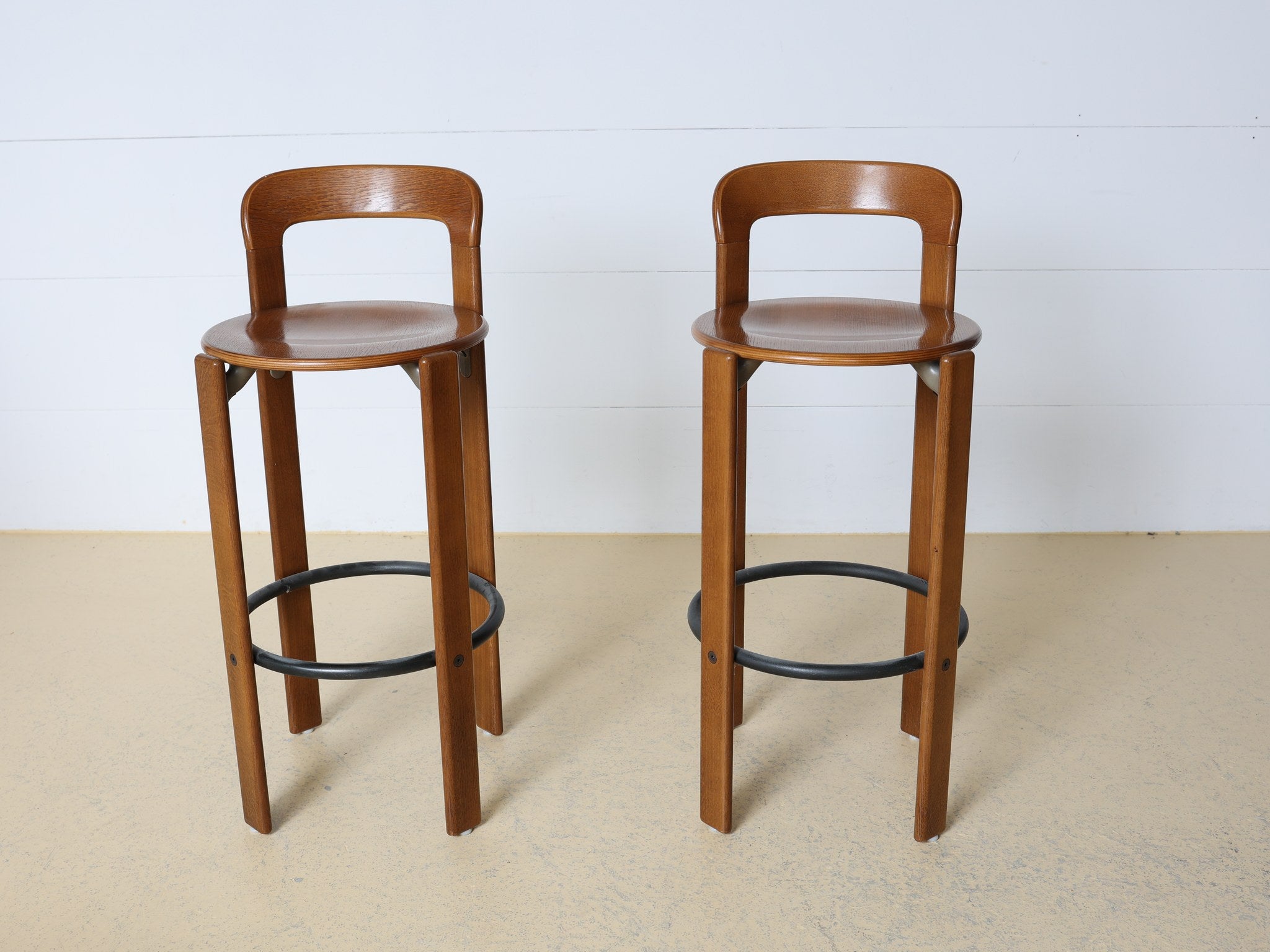 Frontansicht des Bruno Rey Barhocker Sets von Dietiker