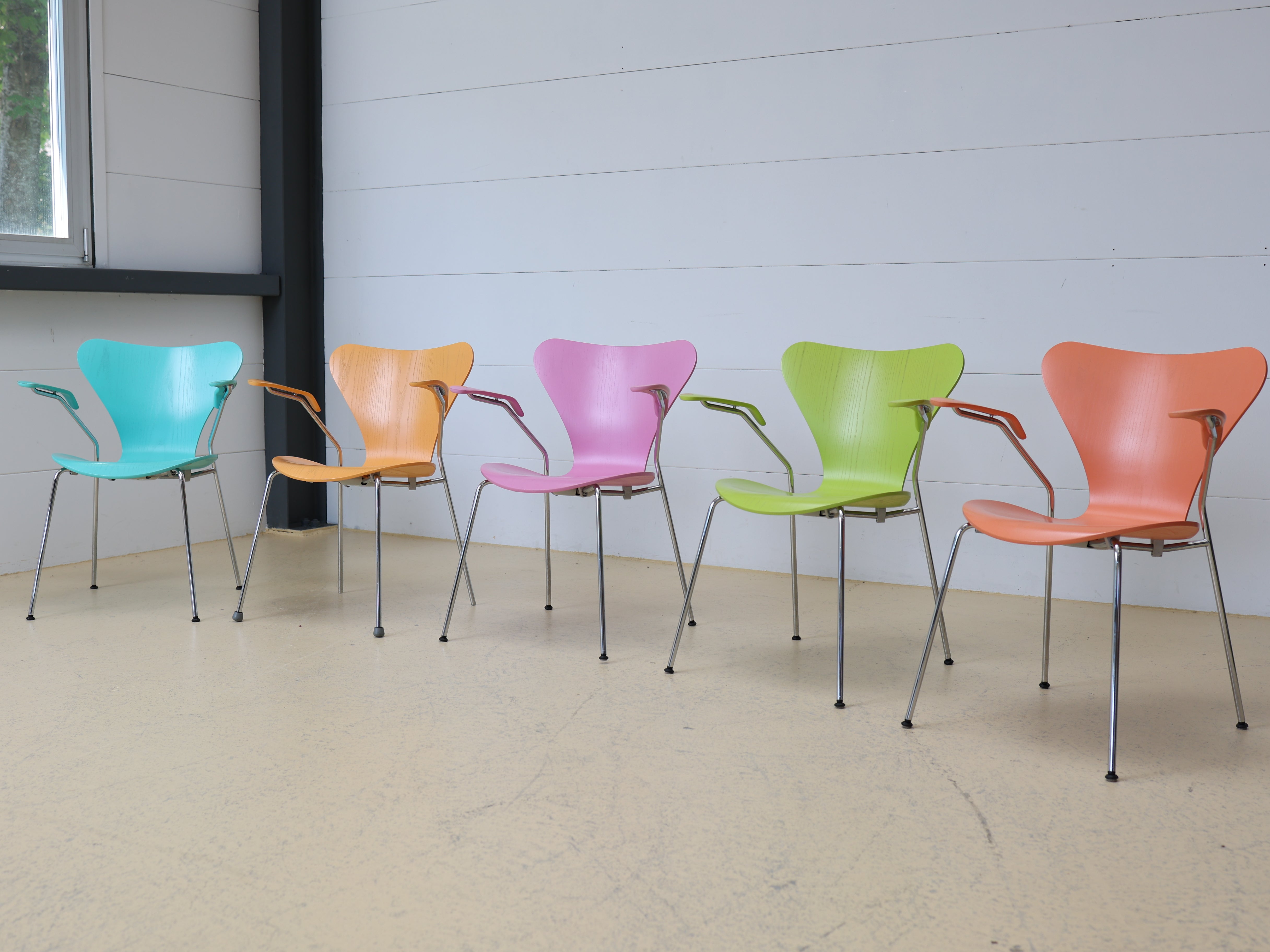 Arne Jacobsen Series 7 Armlehnstuhl 3207 | Fritz Hansen