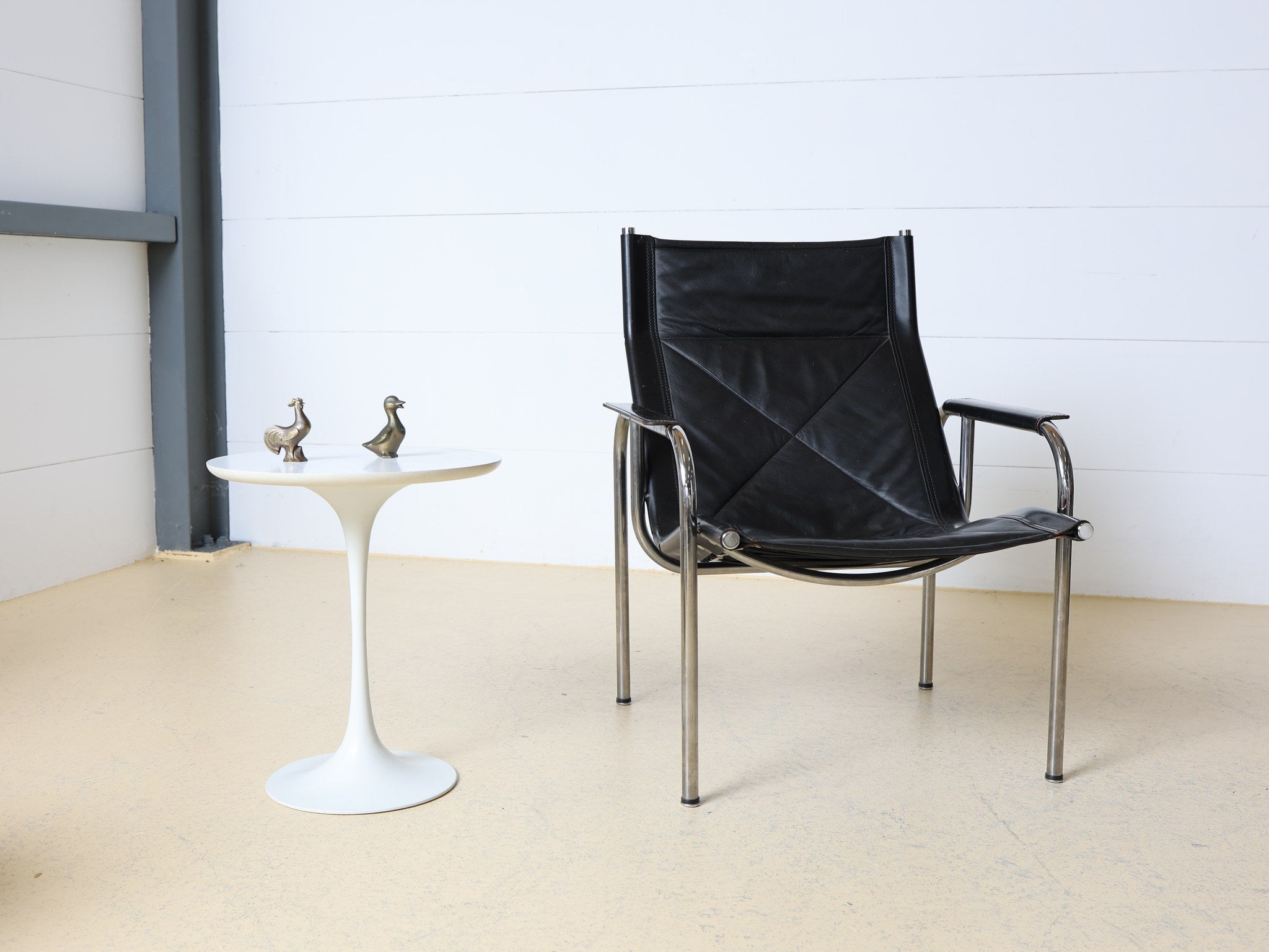 Strässle Sessel Schweizer Design 1970er Jahre schwarzes Leder Chrom