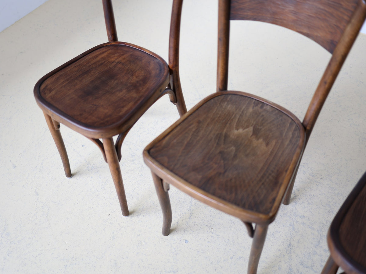Thonet Bistrostuhl / Kaffeehausstuhl – Bugholz, 4er-Set, ca. 1920–1950 Foto 6