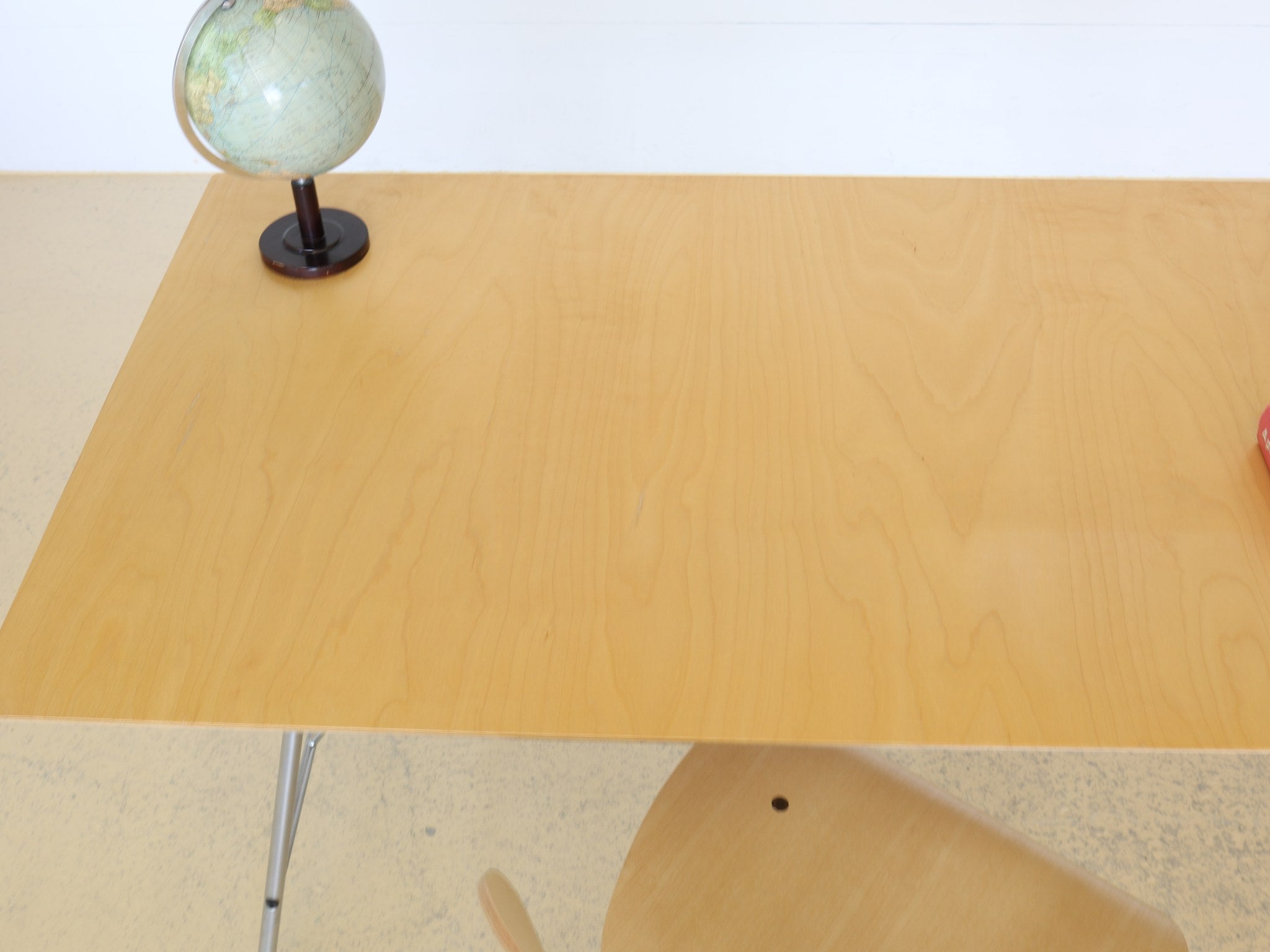 Unistandard Schreibtisch von Ueli Biesenkamp klein