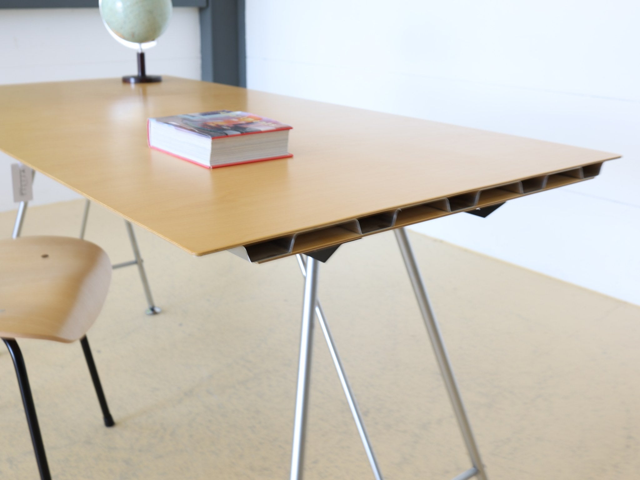 Unistandard Schreibtisch von Paul Biesenkamp klein