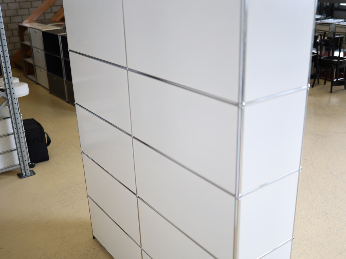 USM Haller Aktenschrank 2x5 – 2 Spalten, 5 Reihen, mit 8 Klappen und 2 offenen Fächern (oben) Foto 8