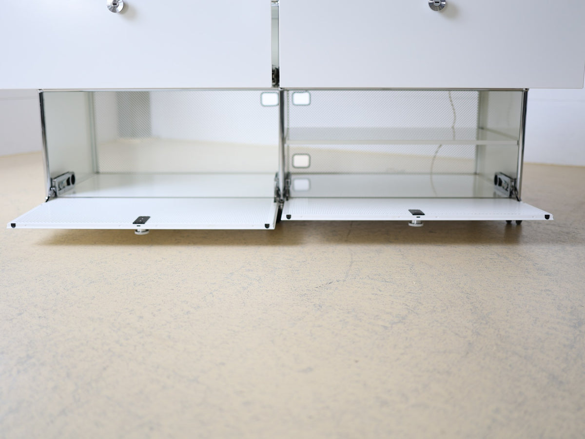 USM Haller Sideboard Detailansicht Kugelknoten verchromt hochglanz