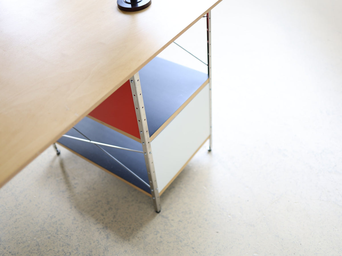 Eames Desk Unit (EDU) / ESU Desk Foto 10