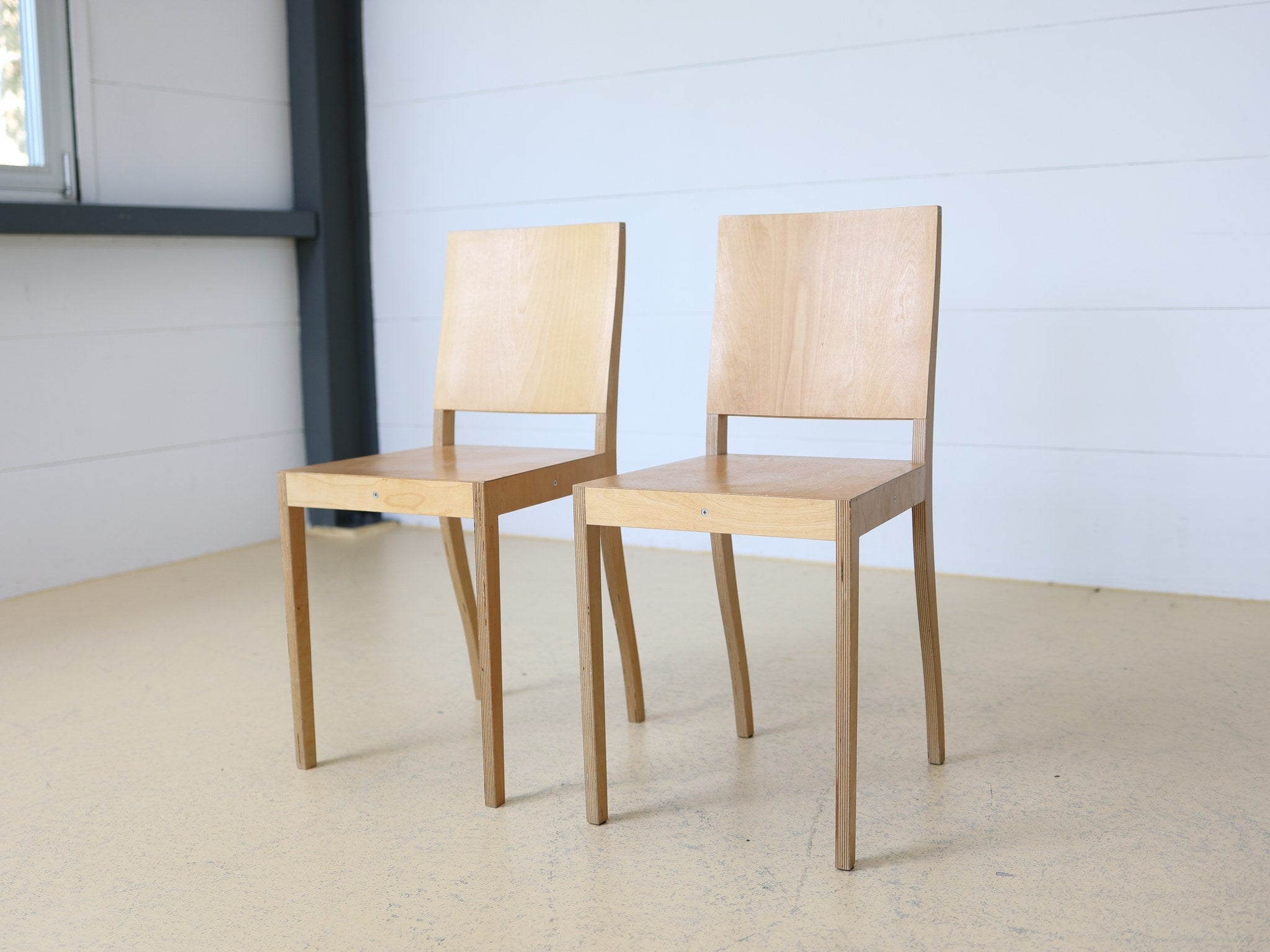 Vitra Ply Chair Detail der Schichtholz-Konstruktion in Birke