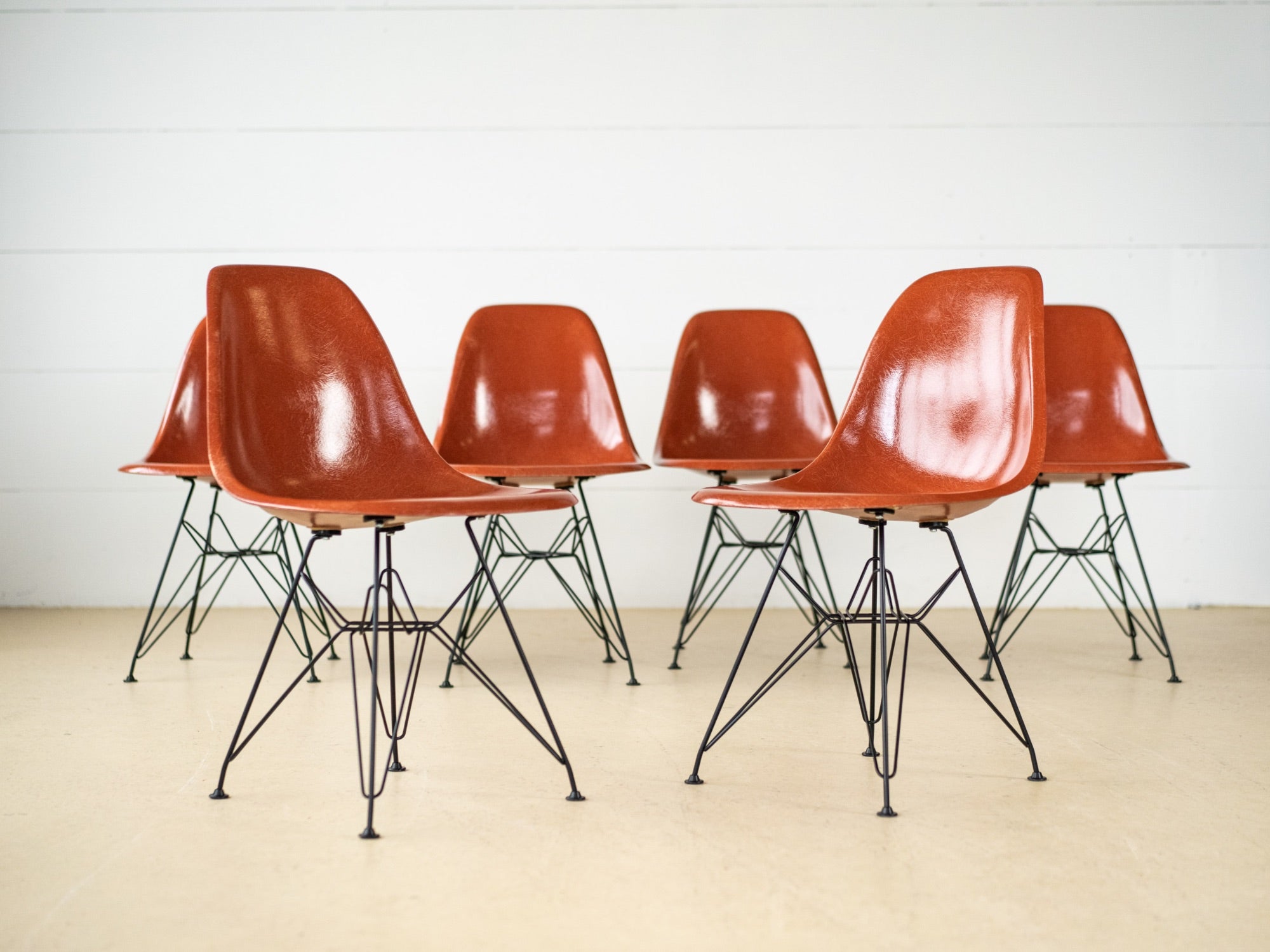 Charles & Ray Eames Fiberglas Stühle