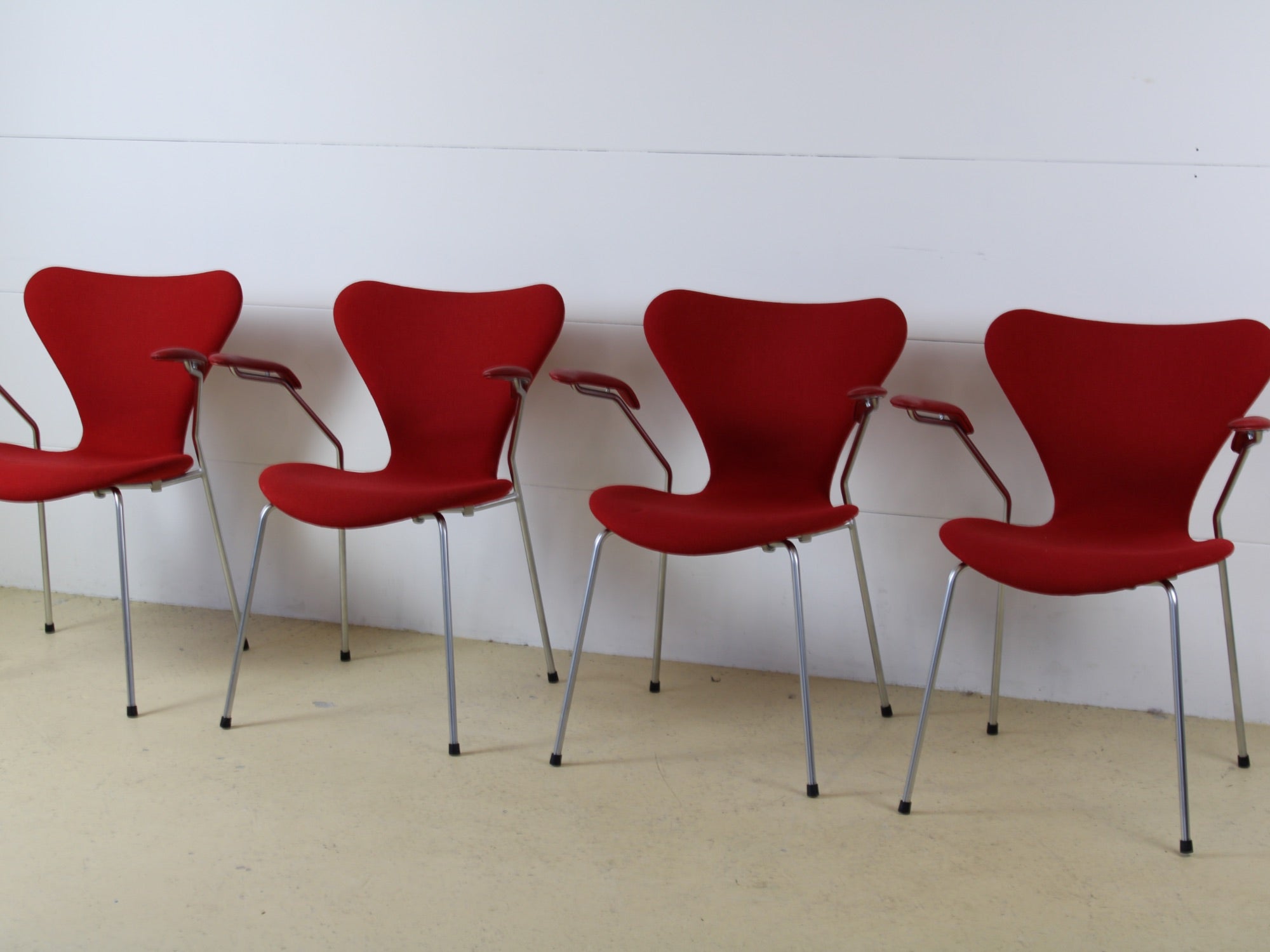 Arne Jacobsen Stühle von Fritz Hansen